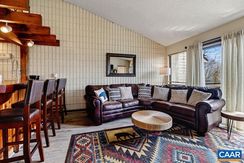 646 WHITE OAK CONDOS, WINTERGREEN, Virginia 22967, 2 Bedrooms Bedrooms, ,2 BathroomsBathrooms,Residential,646 WHITE OAK CONDOS,675201 MLS # 675201 646 WHITE OAK CONDOS, WINTERGREEN, Virginia 22967, 2 Bedrooms Bedrooms, ,2 BathroomsBathrooms,Residential,646 WHITE OAK CONDOS,675201 MLS # 675201