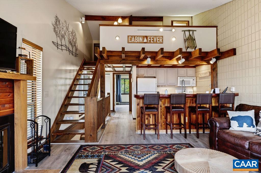 646 WHITE OAK CONDOS, WINTERGREEN, Virginia 22967, 2 Bedrooms Bedrooms, ,2 BathroomsBathrooms,Residential,646 WHITE OAK CONDOS,675201 MLS # 675201 646 WHITE OAK CONDOS, WINTERGREEN, Virginia 22967, 2 Bedrooms Bedrooms, ,2 BathroomsBathrooms,Residential,646 WHITE OAK CONDOS,675201 MLS # 675201