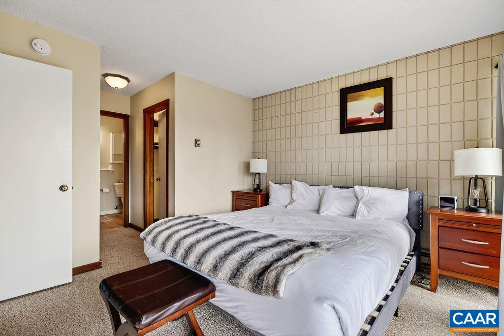 646 WHITE OAK CONDOS, WINTERGREEN, Virginia 22967, 2 Bedrooms Bedrooms, ,2 BathroomsBathrooms,Residential,646 WHITE OAK CONDOS,675201 MLS # 675201 646 WHITE OAK CONDOS, WINTERGREEN, Virginia 22967, 2 Bedrooms Bedrooms, ,2 BathroomsBathrooms,Residential,646 WHITE OAK CONDOS,675201 MLS # 675201