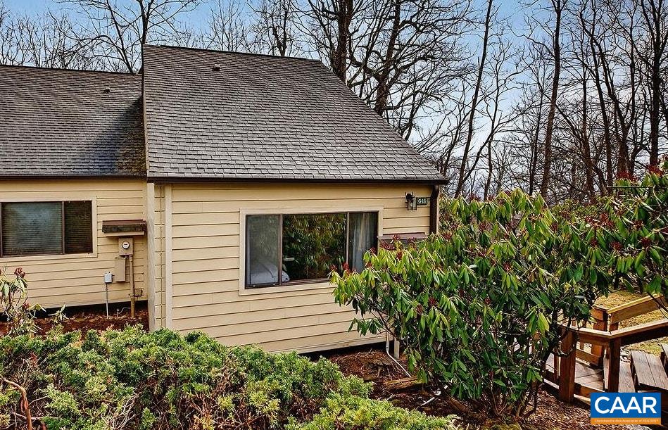 646 WHITE OAK CONDOS, WINTERGREEN, Virginia 22967, 2 Bedrooms Bedrooms, ,2 BathroomsBathrooms,Residential,646 WHITE OAK CONDOS,675201 MLS # 675201 646 WHITE OAK CONDOS, WINTERGREEN, Virginia 22967, 2 Bedrooms Bedrooms, ,2 BathroomsBathrooms,Residential,646 WHITE OAK CONDOS,675201 MLS # 675201