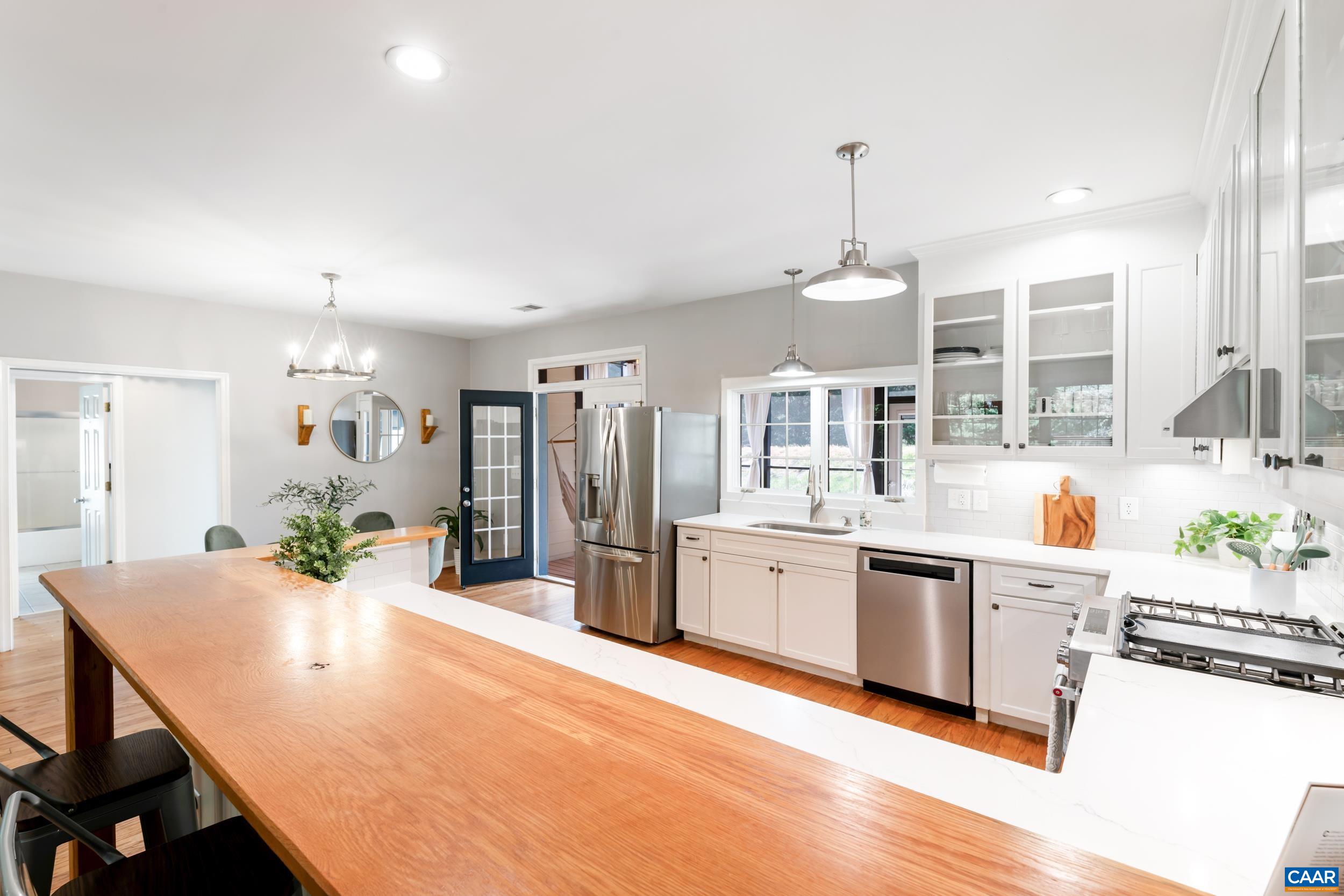 9197 CRITZERS SHOP RD, AFTON, Virginia 22920, 3 Bedrooms Bedrooms, ,2 BathroomsBathrooms,Residential,9197 CRITZERS SHOP RD,675208 MLS # 675208