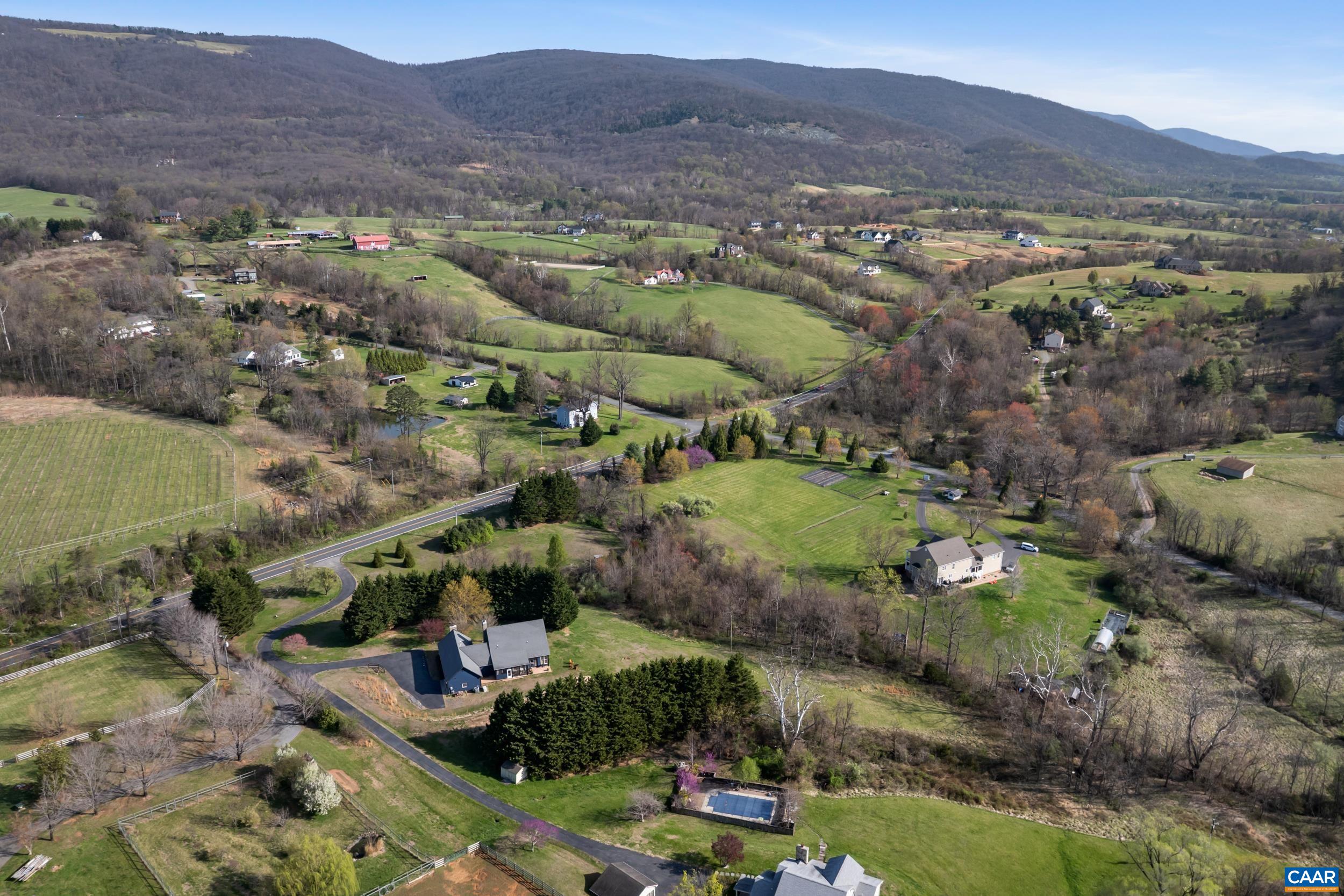 9197 CRITZERS SHOP RD, AFTON, Virginia 22920, 3 Bedrooms Bedrooms, ,2 BathroomsBathrooms,Residential,9197 CRITZERS SHOP RD,675208 MLS # 675208