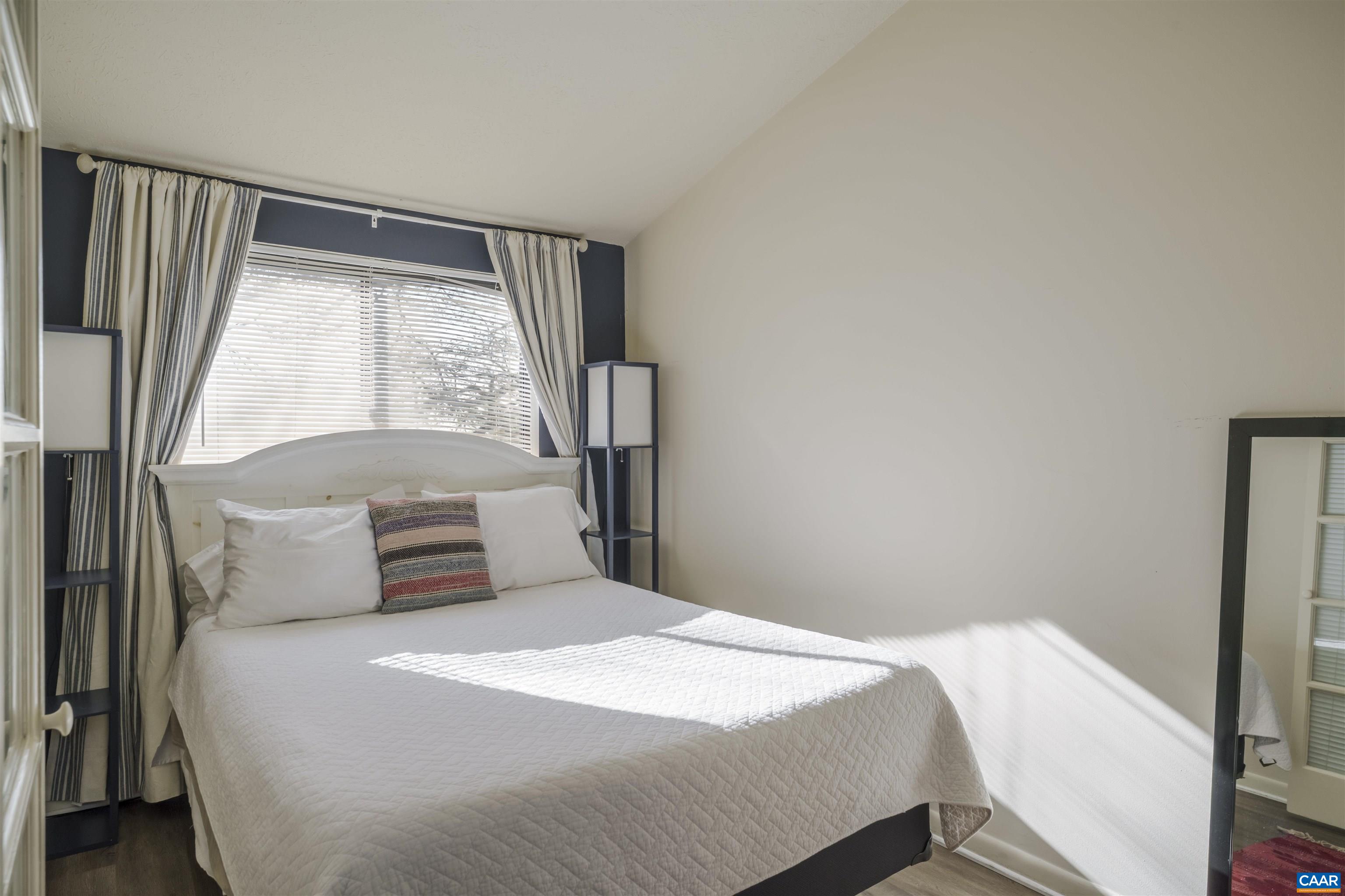 134 TURTLE CREEK RD, CHARLOTTESVILLE, Virginia 22901, 1 Bedroom Bedrooms, ,1 BathroomBathrooms,Residential,134 TURTLE CREEK RD,675239 MLS # 675239