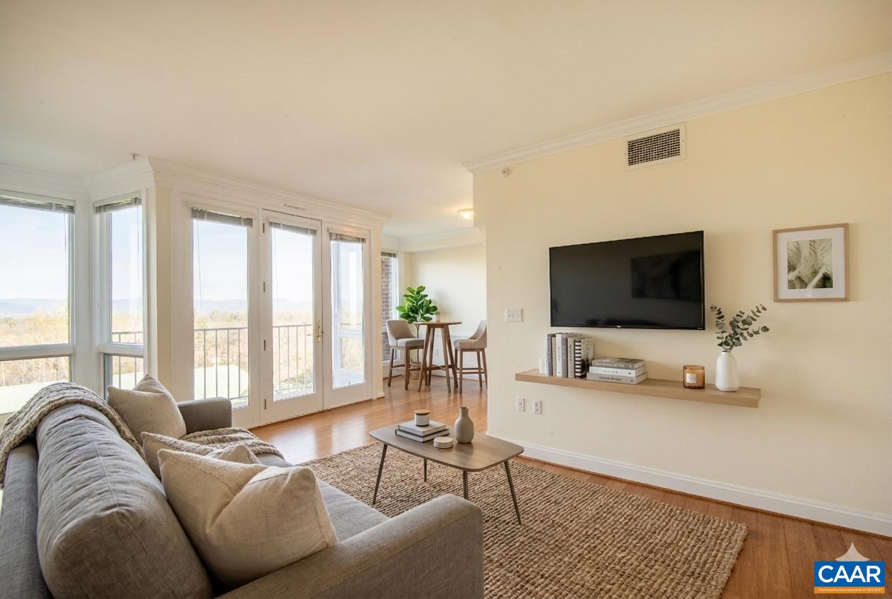 500 CRESTWOOD DR, CHARLOTTESVILLE, Virginia 22903, 1 Bedroom Bedrooms, ,1 BathroomBathrooms,Residential,500 CRESTWOOD DR,675242 MLS # 675242 500 CRESTWOOD DR, CHARLOTTESVILLE, Virginia 22903, 1 Bedroom Bedrooms, ,1 BathroomBathrooms,Residential,500 CRESTWOOD DR,675242 MLS # 675242