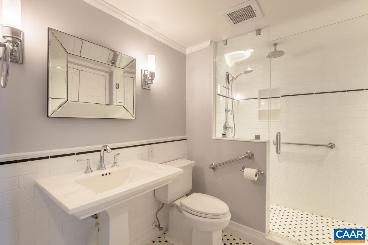 500 CRESTWOOD DR, CHARLOTTESVILLE, Virginia 22903, 1 Bedroom Bedrooms, ,1 BathroomBathrooms,Residential,500 CRESTWOOD DR,675242 MLS # 675242 500 CRESTWOOD DR, CHARLOTTESVILLE, Virginia 22903, 1 Bedroom Bedrooms, ,1 BathroomBathrooms,Residential,500 CRESTWOOD DR,675242 MLS # 675242