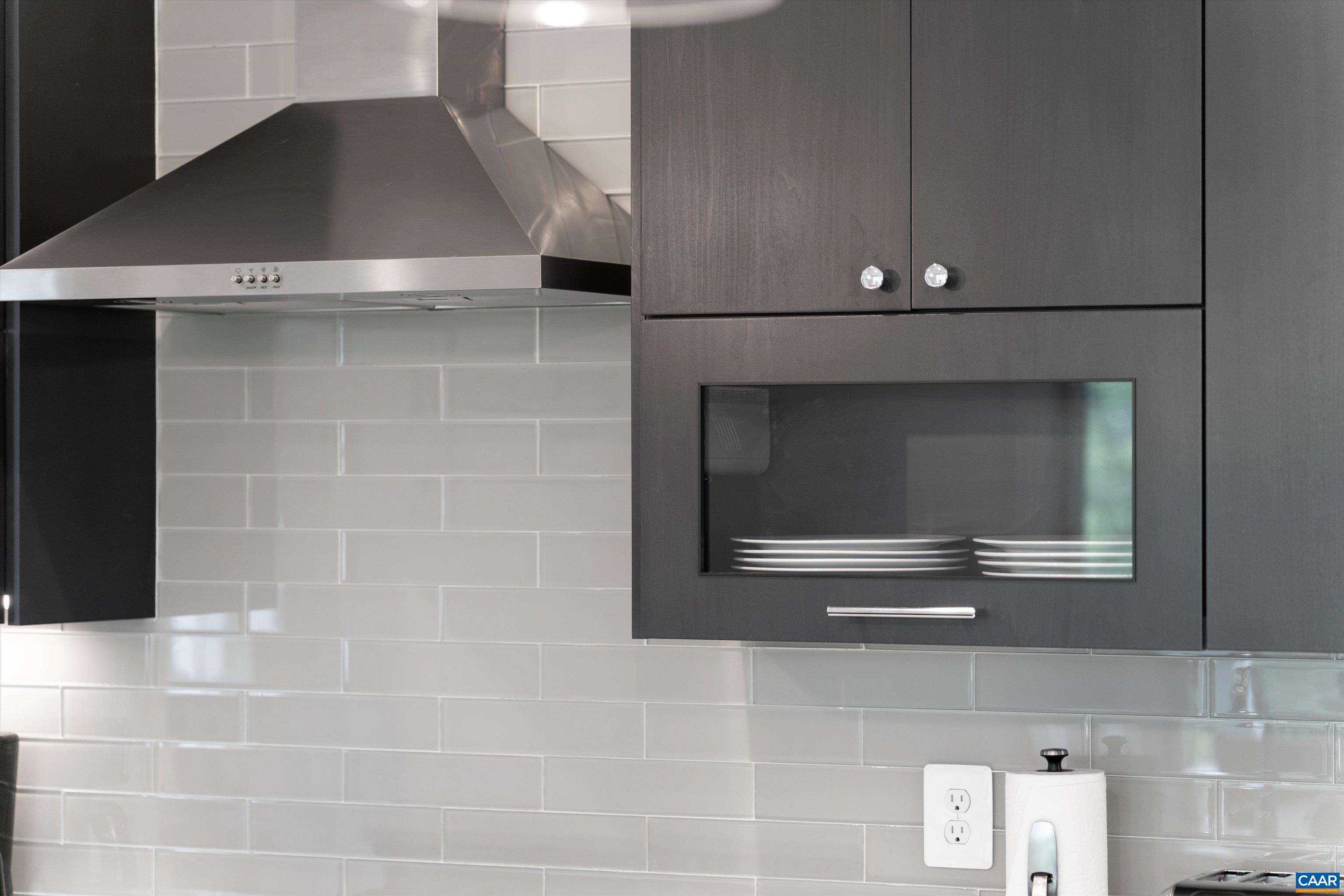 207 HARTMANS MILL RD, CHARLOTTESVILLE, Virginia 22902, 6 Bedrooms Bedrooms, ,5 BathroomsBathrooms,Residential,207 HARTMANS MILL RD,675264 MLS # 675264