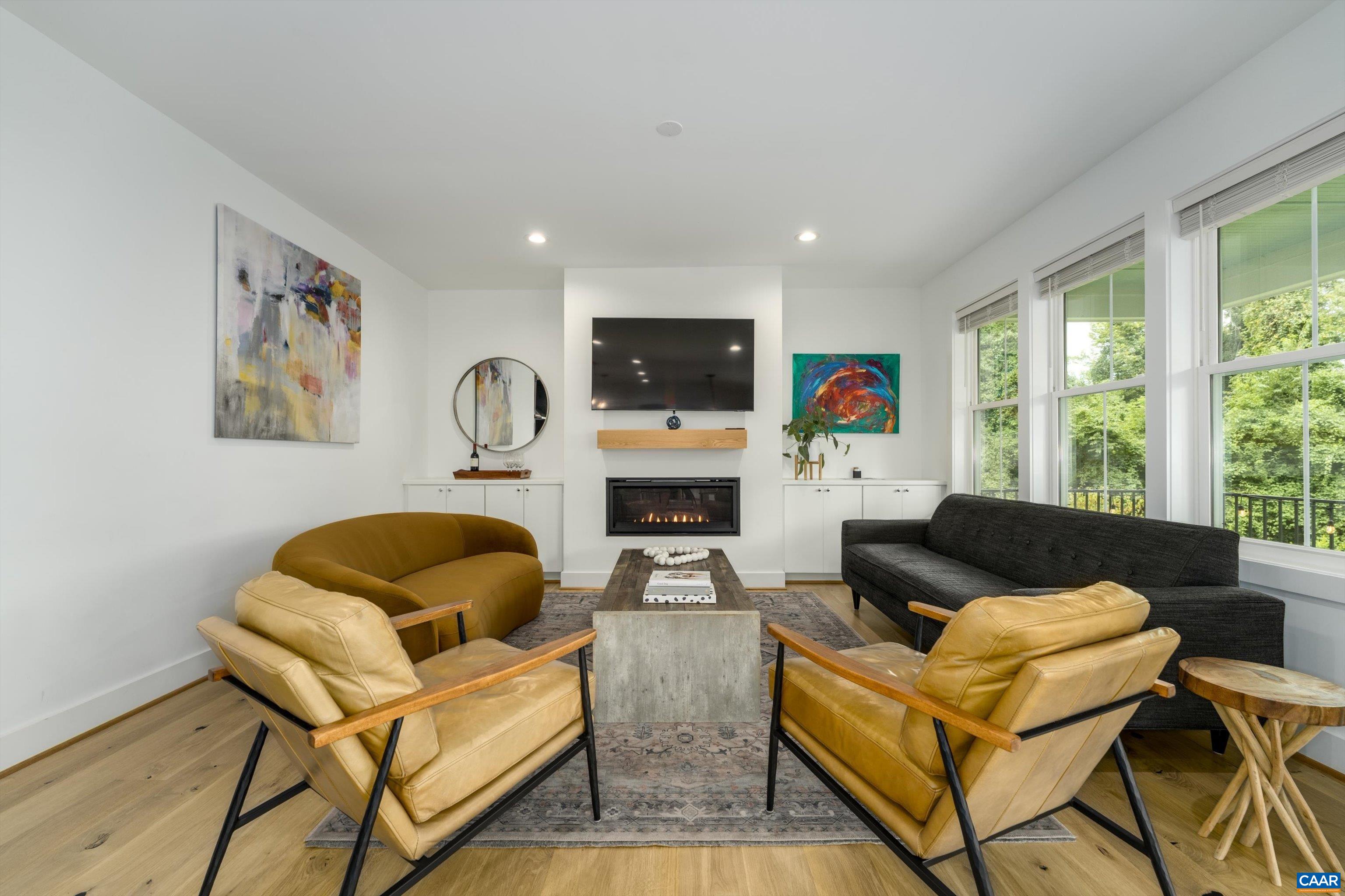 207 HARTMANS MILL RD, CHARLOTTESVILLE, Virginia 22902, 6 Bedrooms Bedrooms, ,5 BathroomsBathrooms,Residential,207 HARTMANS MILL RD,675264 MLS # 675264