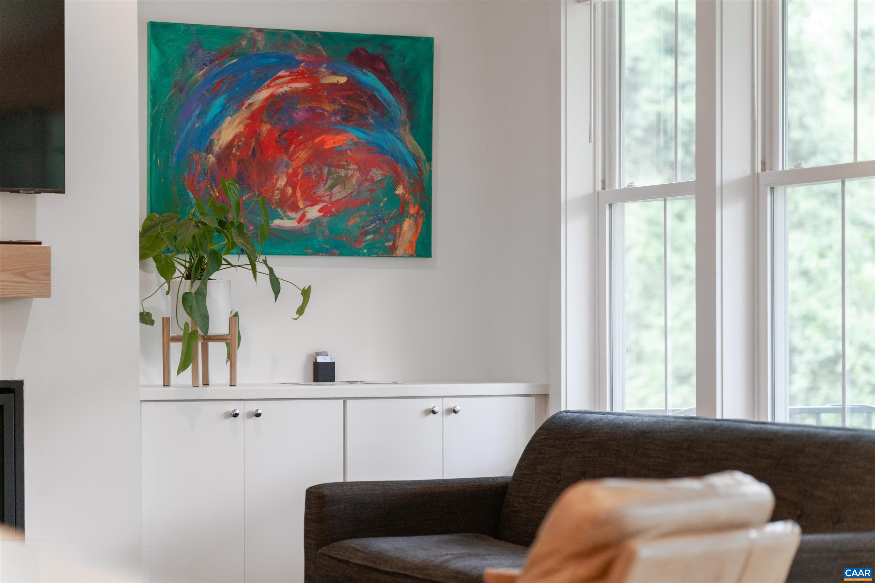 207 HARTMANS MILL RD, CHARLOTTESVILLE, Virginia 22902, 6 Bedrooms Bedrooms, ,5 BathroomsBathrooms,Residential,207 HARTMANS MILL RD,675264 MLS # 675264