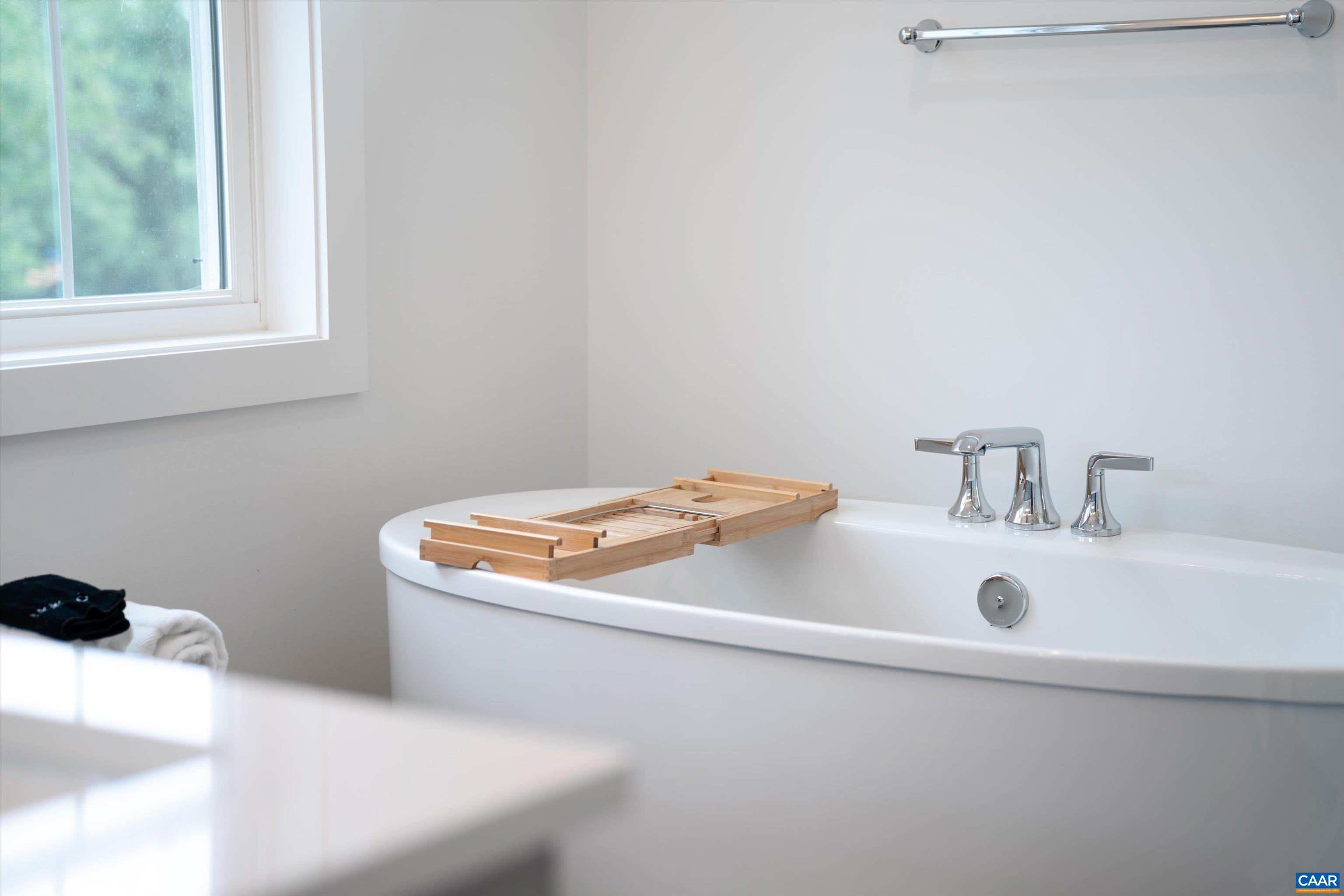 207 HARTMANS MILL RD, CHARLOTTESVILLE, Virginia 22902, 6 Bedrooms Bedrooms, ,5 BathroomsBathrooms,Residential,207 HARTMANS MILL RD,675264 MLS # 675264