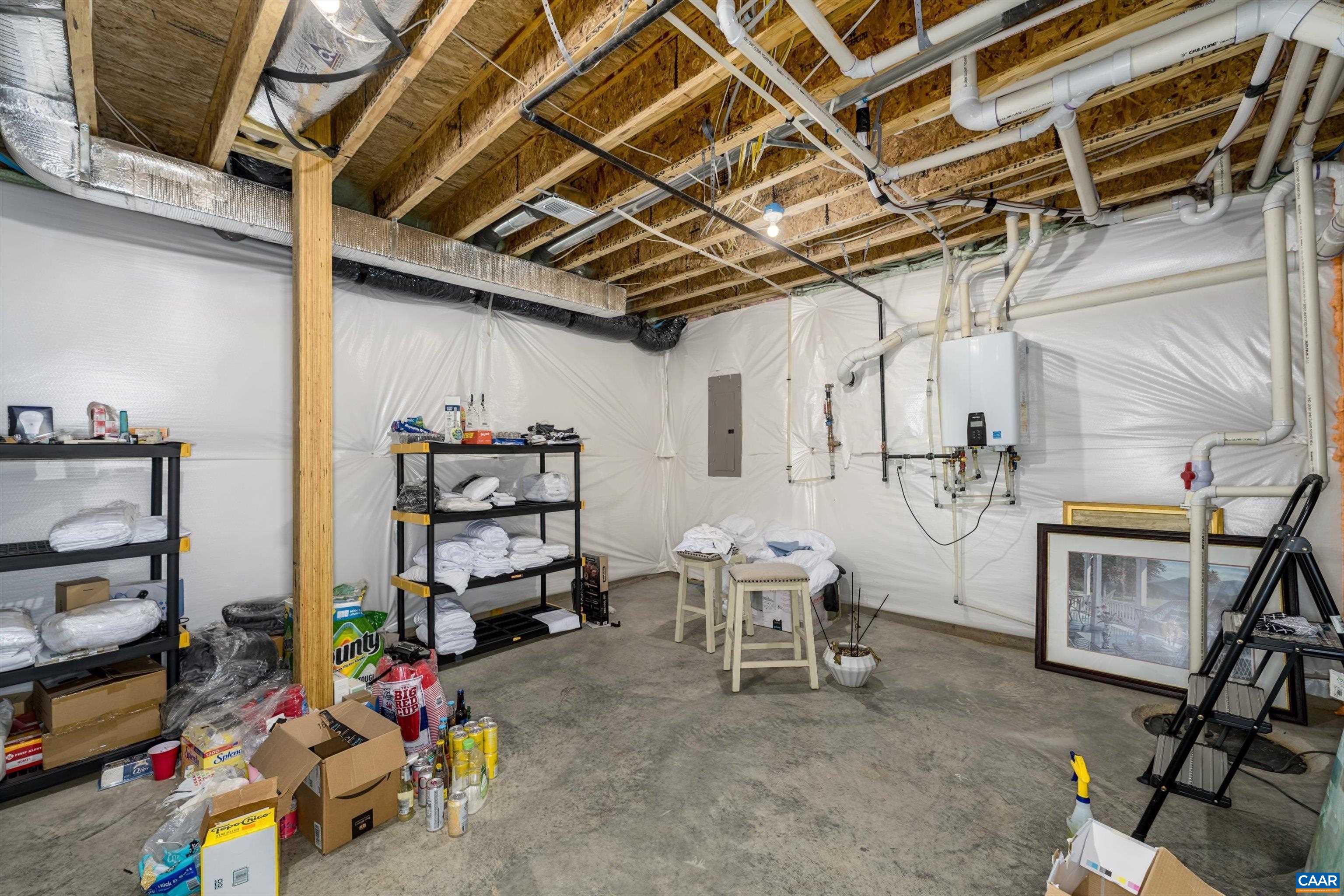 207 HARTMANS MILL RD, CHARLOTTESVILLE, Virginia 22902, 6 Bedrooms Bedrooms, ,5 BathroomsBathrooms,Residential,207 HARTMANS MILL RD,675264 MLS # 675264