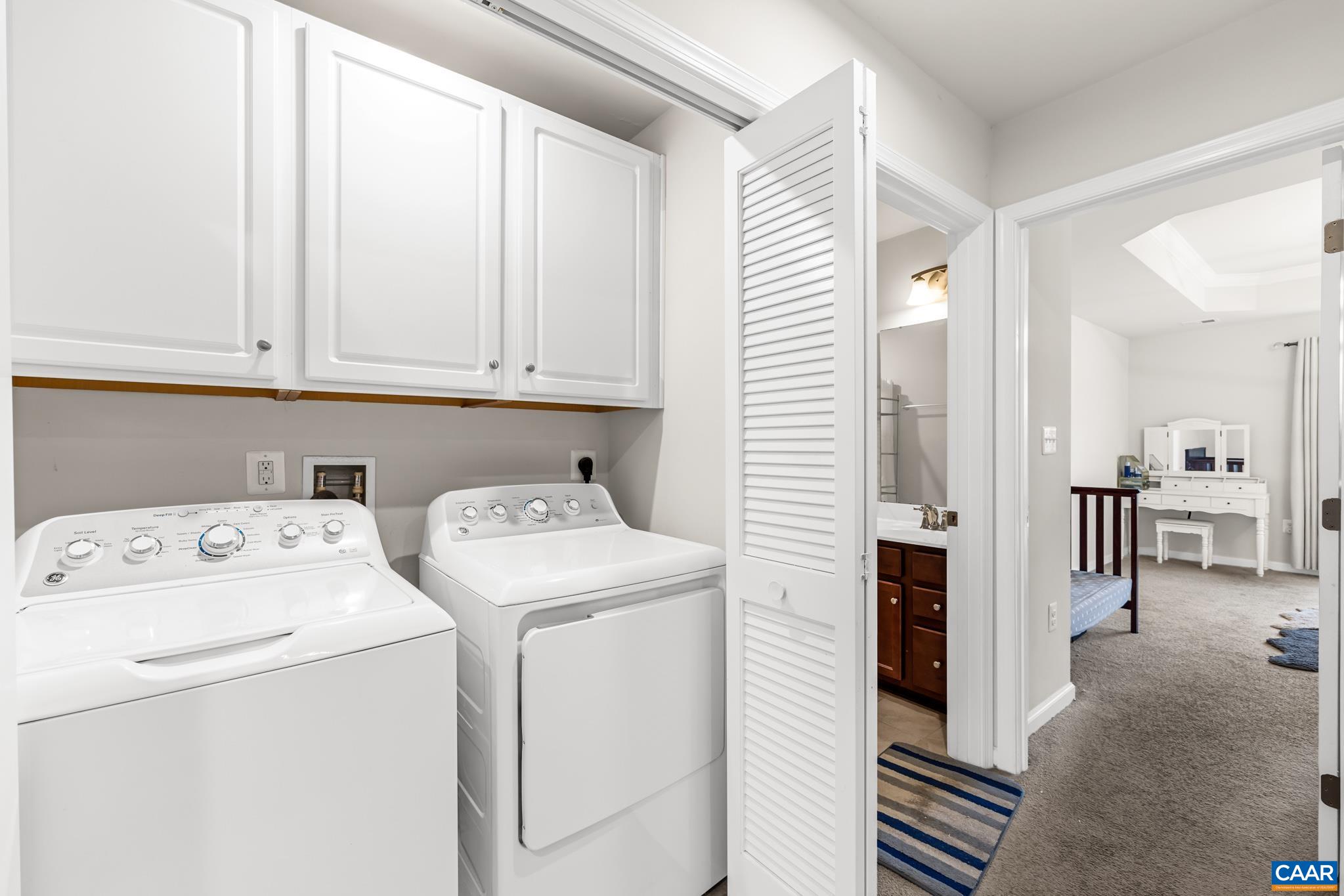 2124 ELM TREE CT, CHARLOTTESVILLE, Virginia 22911, 3 Bedrooms Bedrooms, ,2 BathroomsBathrooms,Residential,STRAUSS,2124 ELM TREE CT,675269 MLS # 675269