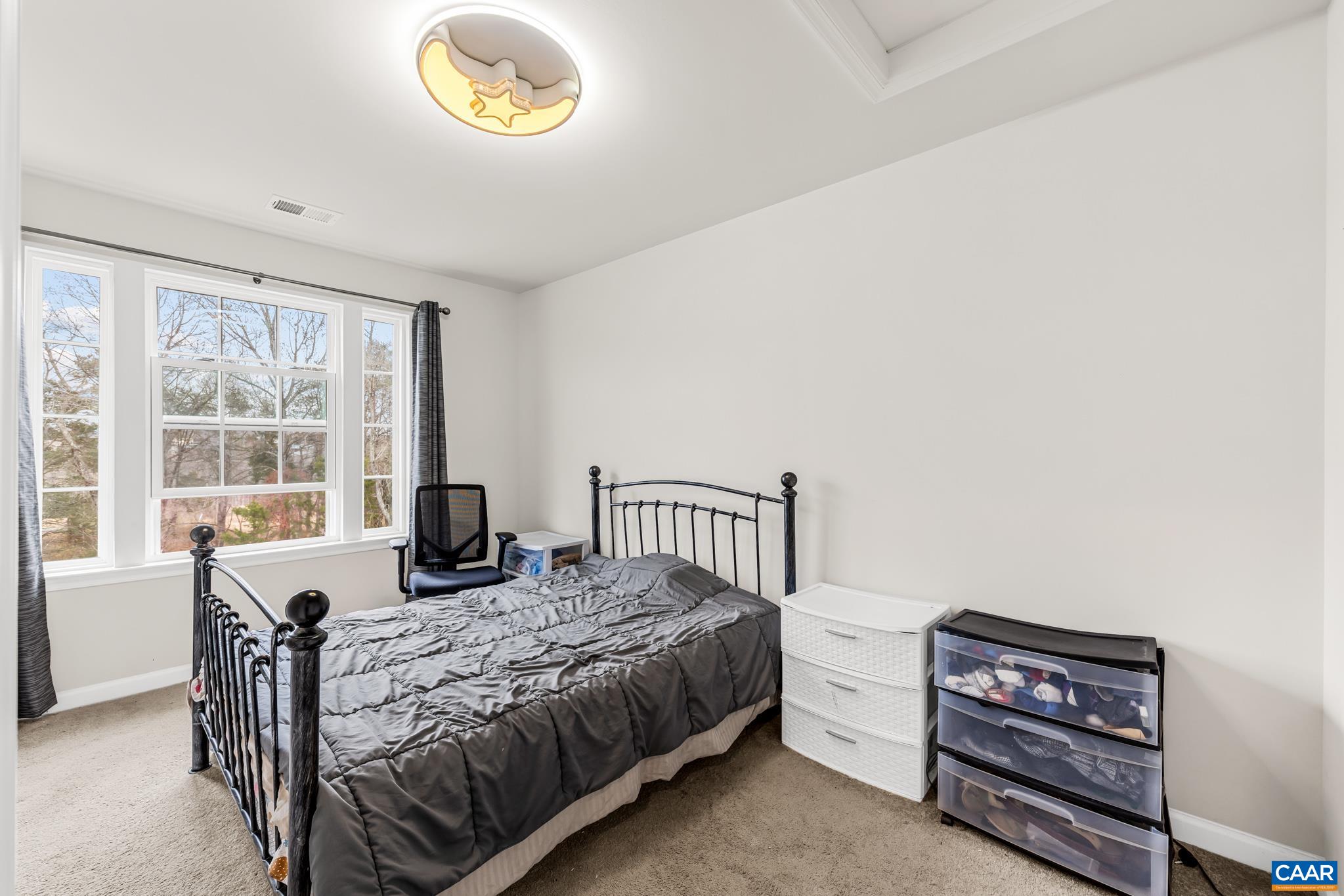 2124 ELM TREE CT, CHARLOTTESVILLE, Virginia 22911, 3 Bedrooms Bedrooms, ,2 BathroomsBathrooms,Residential,STRAUSS,2124 ELM TREE CT,675269 MLS # 675269