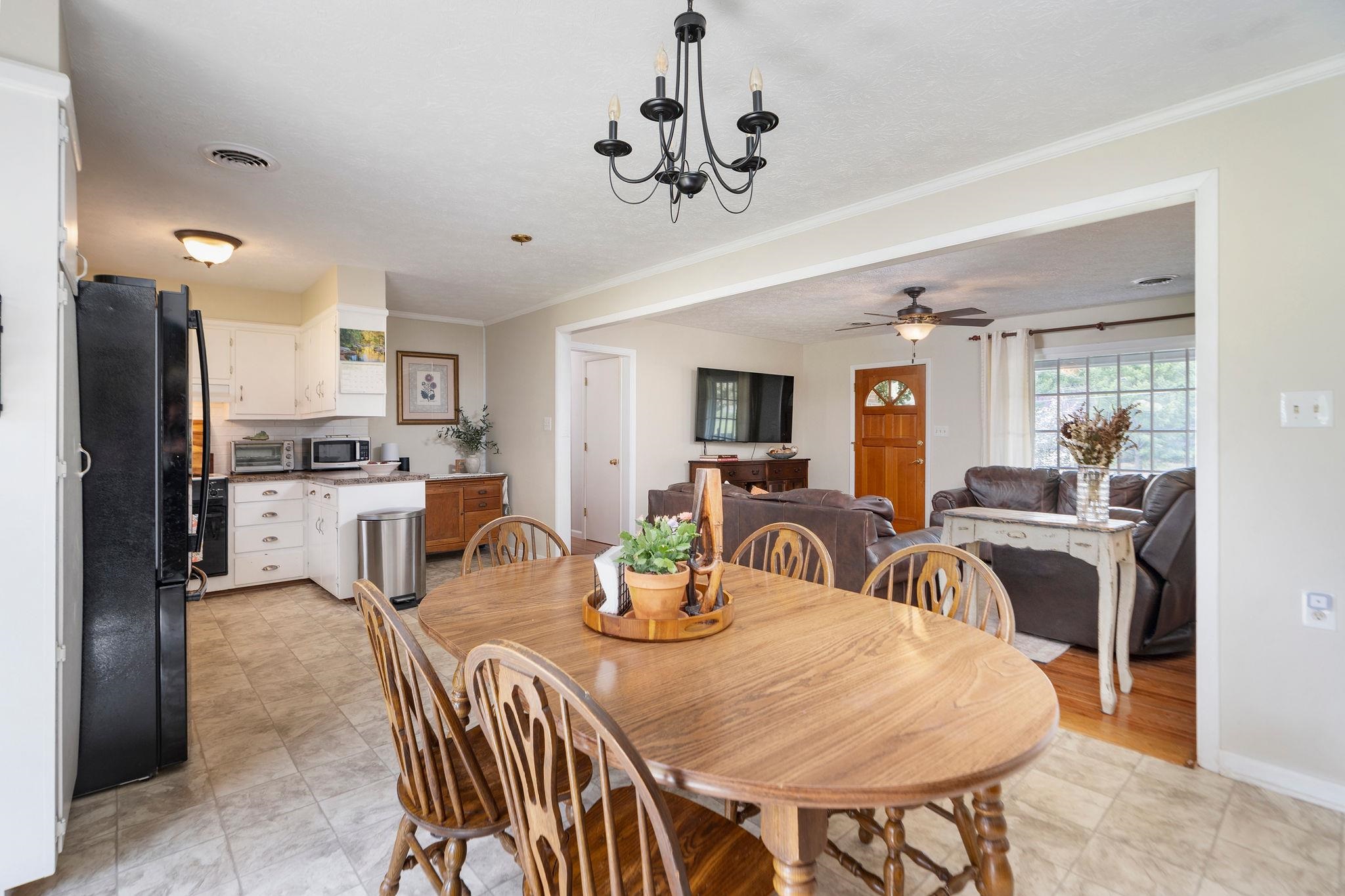 39 OUR LN, STUARTS DRAFT, Virginia 24477, 3 Bedrooms Bedrooms, ,2 BathroomsBathrooms,Residential,39 OUR LN,675279 MLS # 675279