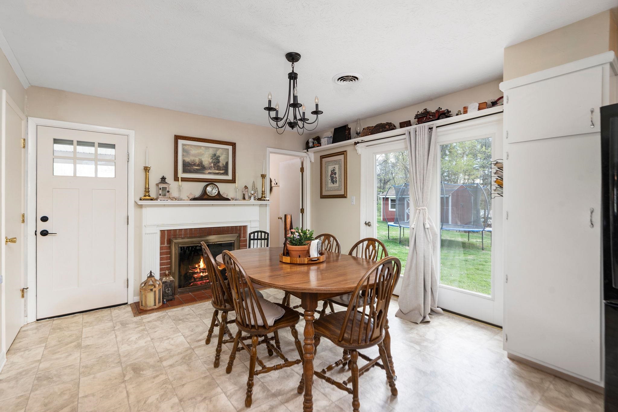 39 OUR LN, STUARTS DRAFT, Virginia 24477, 3 Bedrooms Bedrooms, ,2 BathroomsBathrooms,Residential,39 OUR LN,675279 MLS # 675279