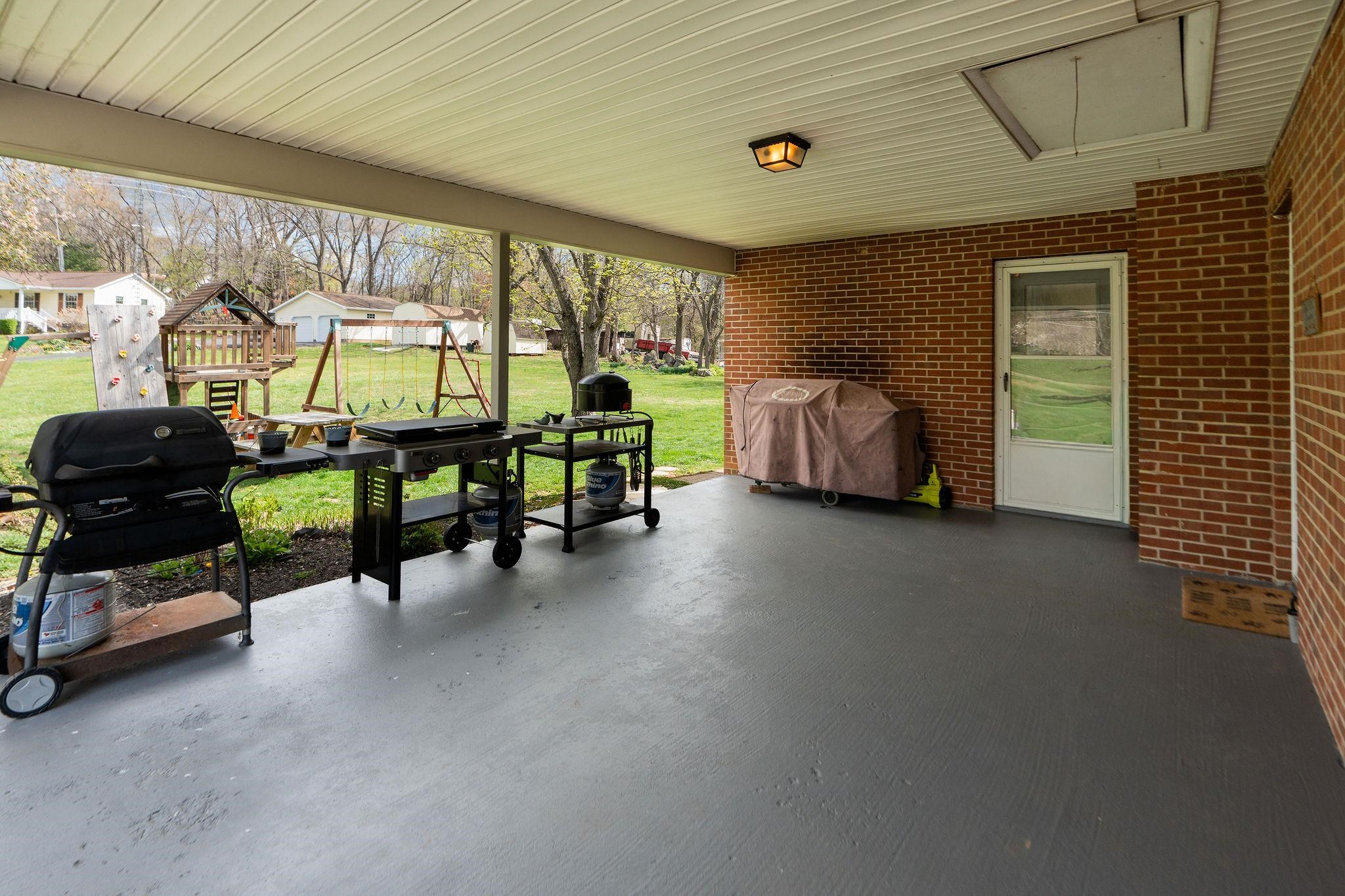 39 OUR LN, STUARTS DRAFT, Virginia 24477, 3 Bedrooms Bedrooms, ,2 BathroomsBathrooms,Residential,39 OUR LN,675279 MLS # 675279