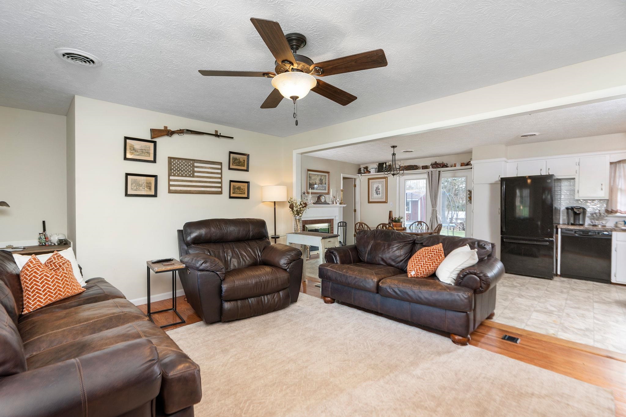 39 OUR LN, STUARTS DRAFT, Virginia 24477, 3 Bedrooms Bedrooms, ,2 BathroomsBathrooms,Residential,39 OUR LN,675279 MLS # 675279