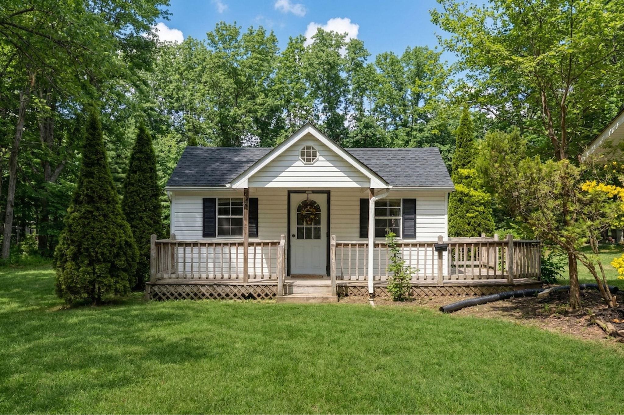 440 LAKE DR, CRIMORA, Virginia 24431, 2 Bedrooms Bedrooms, ,1 BathroomBathrooms,Residential,440 LAKE DR,675280 MLS # 675280