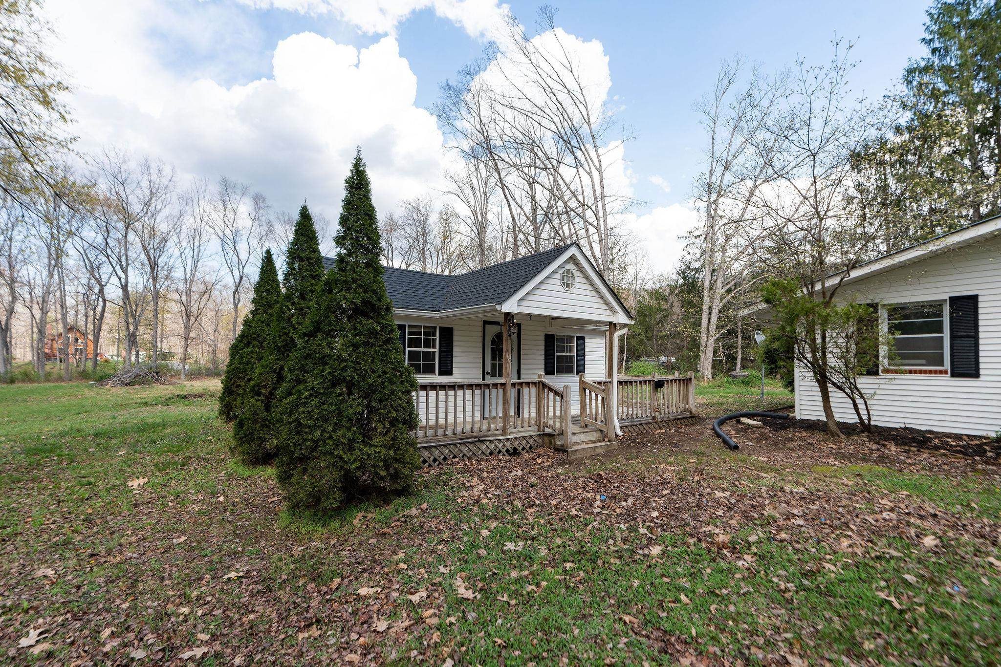 440 LAKE DR, CRIMORA, Virginia 24431, 2 Bedrooms Bedrooms, ,1 BathroomBathrooms,Residential,440 LAKE DR,675280 MLS # 675280