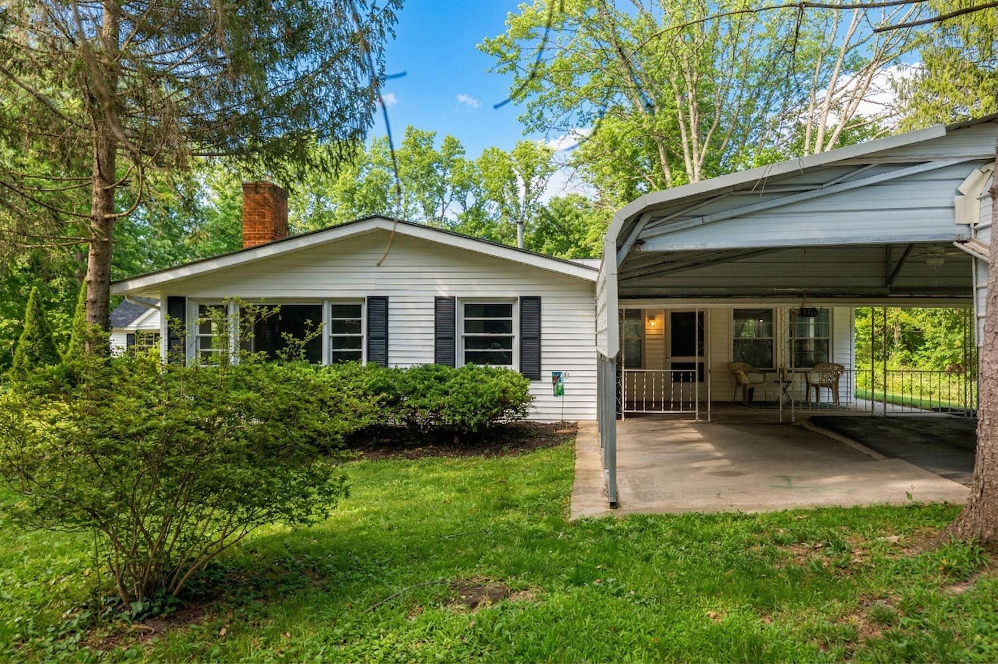 440 LAKE DR, CRIMORA, Virginia 24431, 2 Bedrooms Bedrooms, ,1 BathroomBathrooms,Residential,440 LAKE DR,675280 MLS # 675280