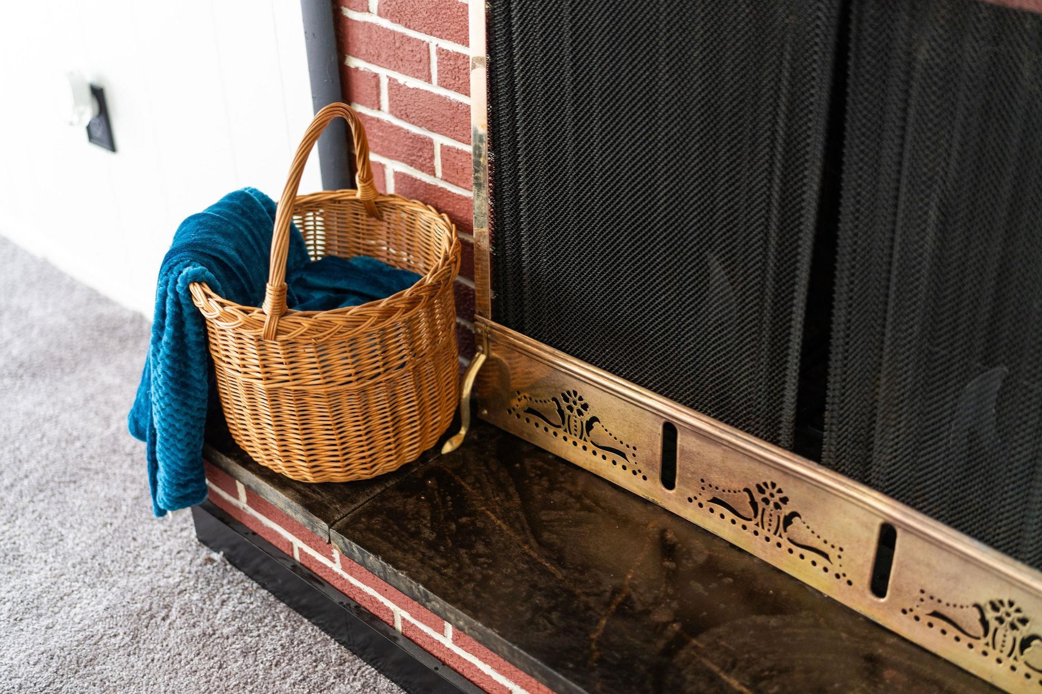 440 LAKE DR, CRIMORA, Virginia 24431, 2 Bedrooms Bedrooms, ,1 BathroomBathrooms,Residential,440 LAKE DR,675280 MLS # 675280