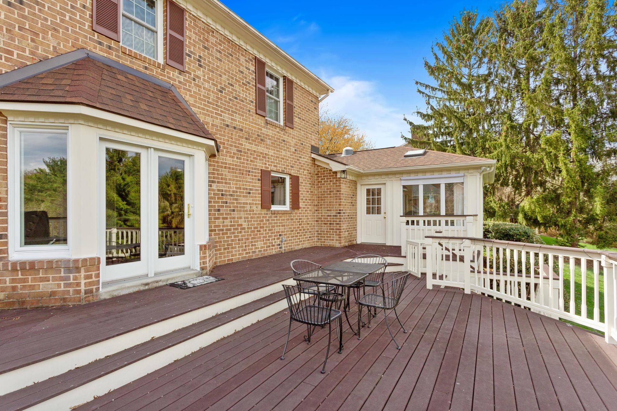 221 DIVOT DR, HARRISONBURG, Virginia 22801, 4 Bedrooms Bedrooms, ,3 BathroomsBathrooms,Residential,221 DIVOT DR,675282 MLS # 675282