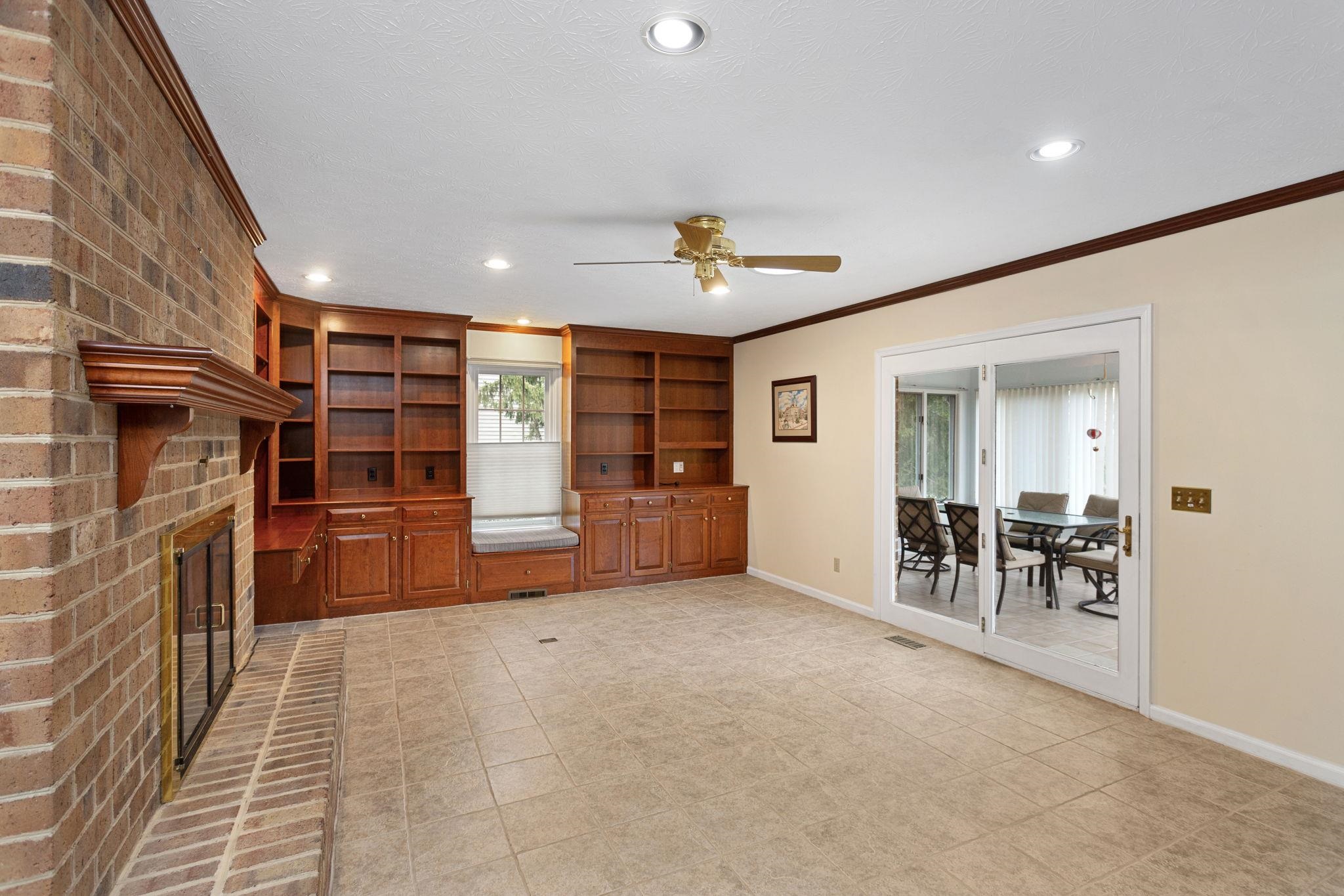 221 DIVOT DR, HARRISONBURG, Virginia 22801, 4 Bedrooms Bedrooms, ,3 BathroomsBathrooms,Residential,221 DIVOT DR,675282 MLS # 675282