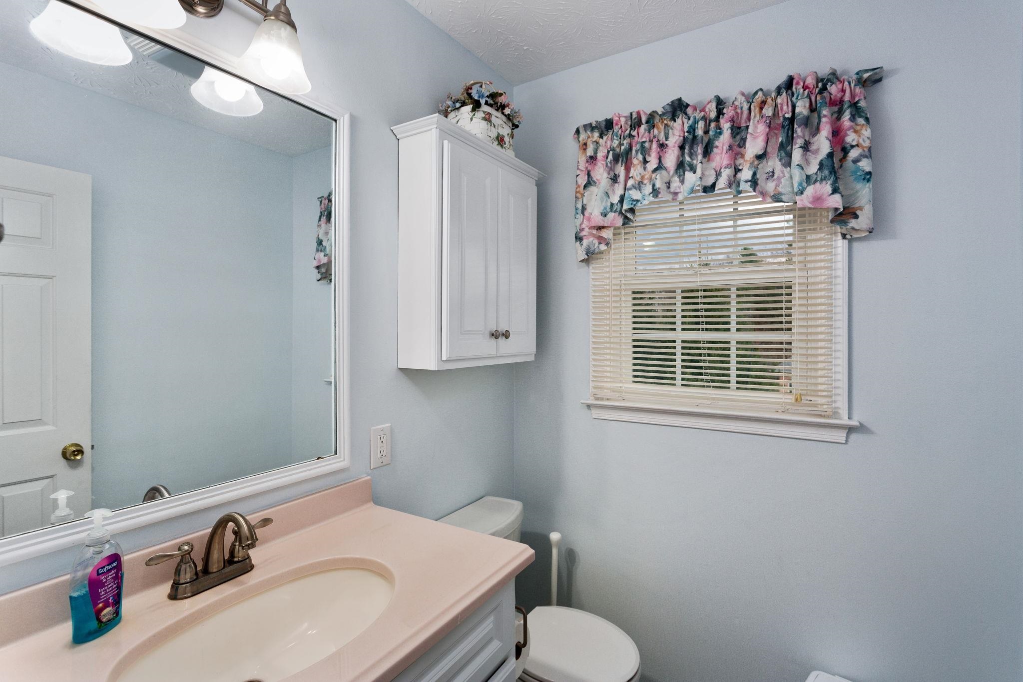 221 DIVOT DR, HARRISONBURG, Virginia 22801, 4 Bedrooms Bedrooms, ,3 BathroomsBathrooms,Residential,221 DIVOT DR,675282 MLS # 675282