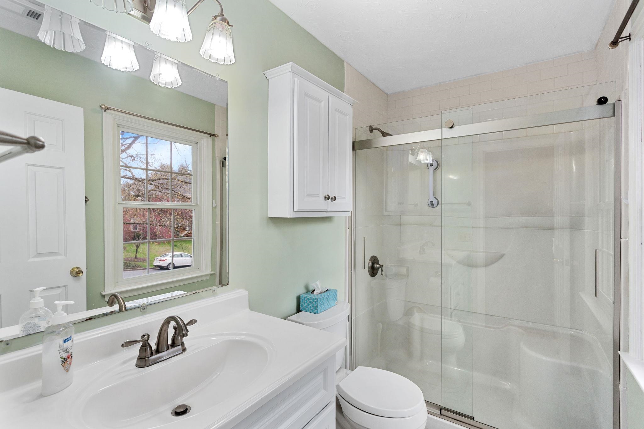 221 DIVOT DR, HARRISONBURG, Virginia 22801, 4 Bedrooms Bedrooms, ,3 BathroomsBathrooms,Residential,221 DIVOT DR,675282 MLS # 675282