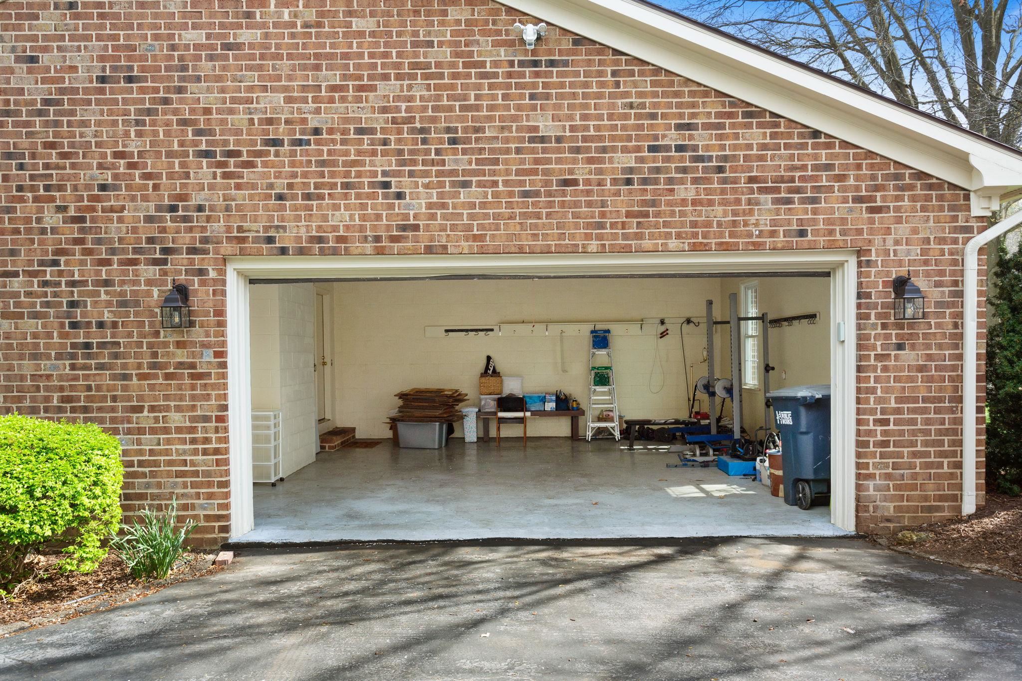 221 DIVOT DR, HARRISONBURG, Virginia 22801, 4 Bedrooms Bedrooms, ,3 BathroomsBathrooms,Residential,221 DIVOT DR,675282 MLS # 675282