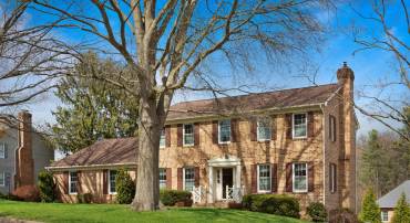 221 DIVOT DR, HARRISONBURG, Virginia 22801, 4 Bedrooms Bedrooms, ,3 BathroomsBathrooms,Residential,221 DIVOT DR,675282 MLS # 675282