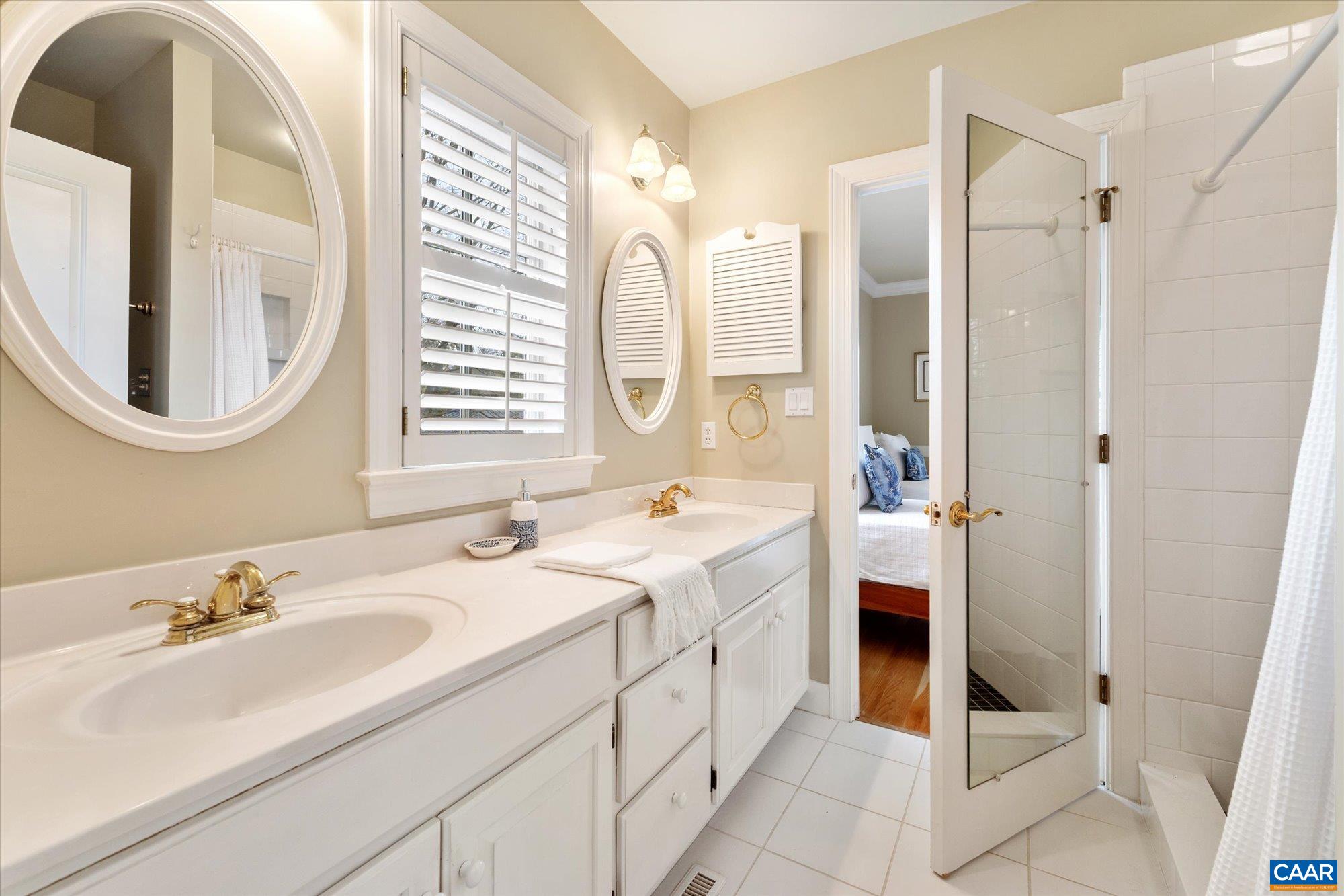 560 DRYDEN PL, CHARLOTTESVILLE, Virginia 22903, 3 Bedrooms Bedrooms, ,3 BathroomsBathrooms,Residential,560 DRYDEN PL,675284 MLS # 675284