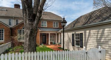 560 DRYDEN PL, CHARLOTTESVILLE, Virginia 22903, 3 Bedrooms Bedrooms, ,3 BathroomsBathrooms,Residential,560 DRYDEN PL,675284 MLS # 675284