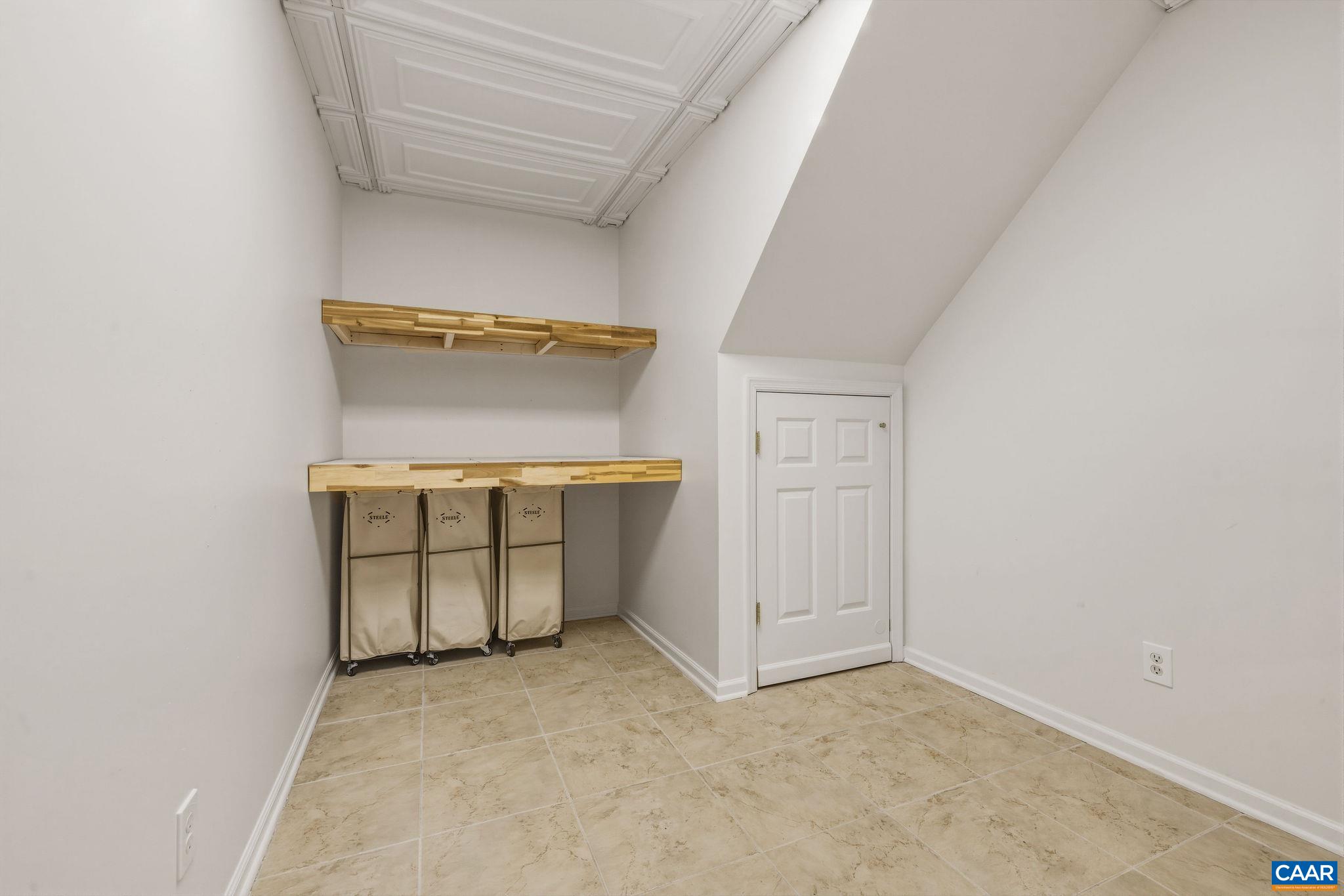 7102 BLACKWELLS HOLLOW RD, CROZET, Virginia 22932, 3 Bedrooms Bedrooms, ,3 BathroomsBathrooms,Residential,7102 BLACKWELLS HOLLOW RD,675289 MLS # 675289