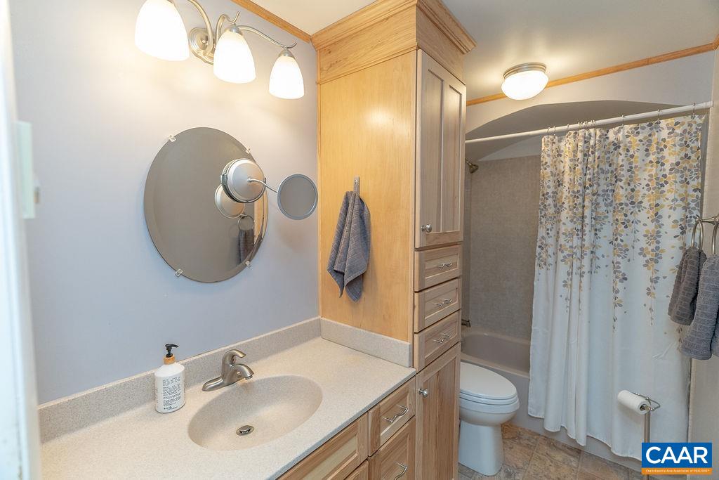 97 LUMBER LN, BARBOURSVILLE, Virginia 22923, 3 Bedrooms Bedrooms, ,1 BathroomBathrooms,Residential,97 LUMBER LN,675292 MLS # 675292