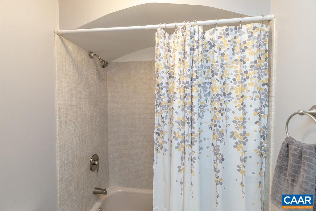 97 LUMBER LN, BARBOURSVILLE, Virginia 22923, 3 Bedrooms Bedrooms, ,1 BathroomBathrooms,Residential,97 LUMBER LN,675292 MLS # 675292