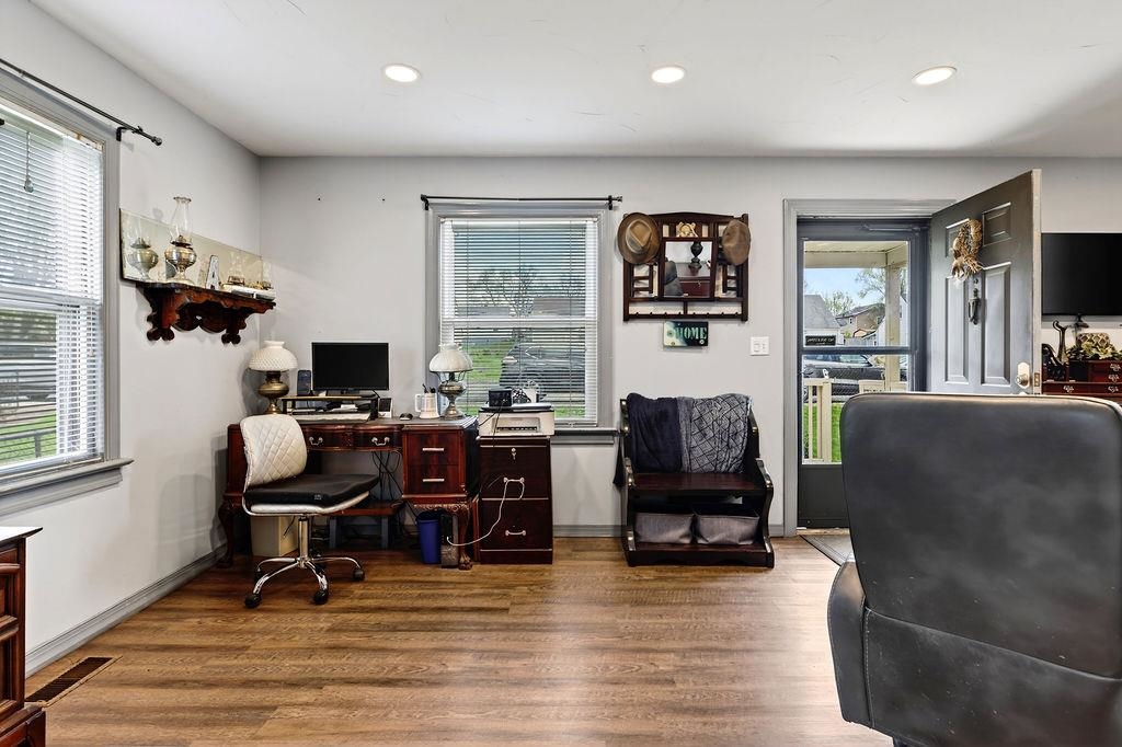 417 KING AVE, WAYNESBORO, Virginia 22980, 4 Bedrooms Bedrooms, ,1 BathroomBathrooms,Residential,417 KING AVE,675297 MLS # 675297