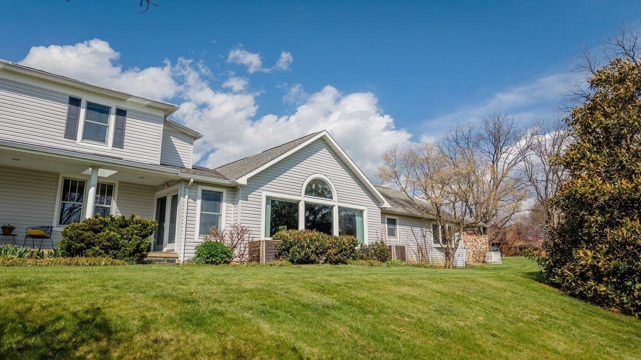 The 2 additions to the origianl farmhouse have created a spacious, one of a kind home. The 2 additions to the origianl farmhouse have created a spacious, one of a kind home.