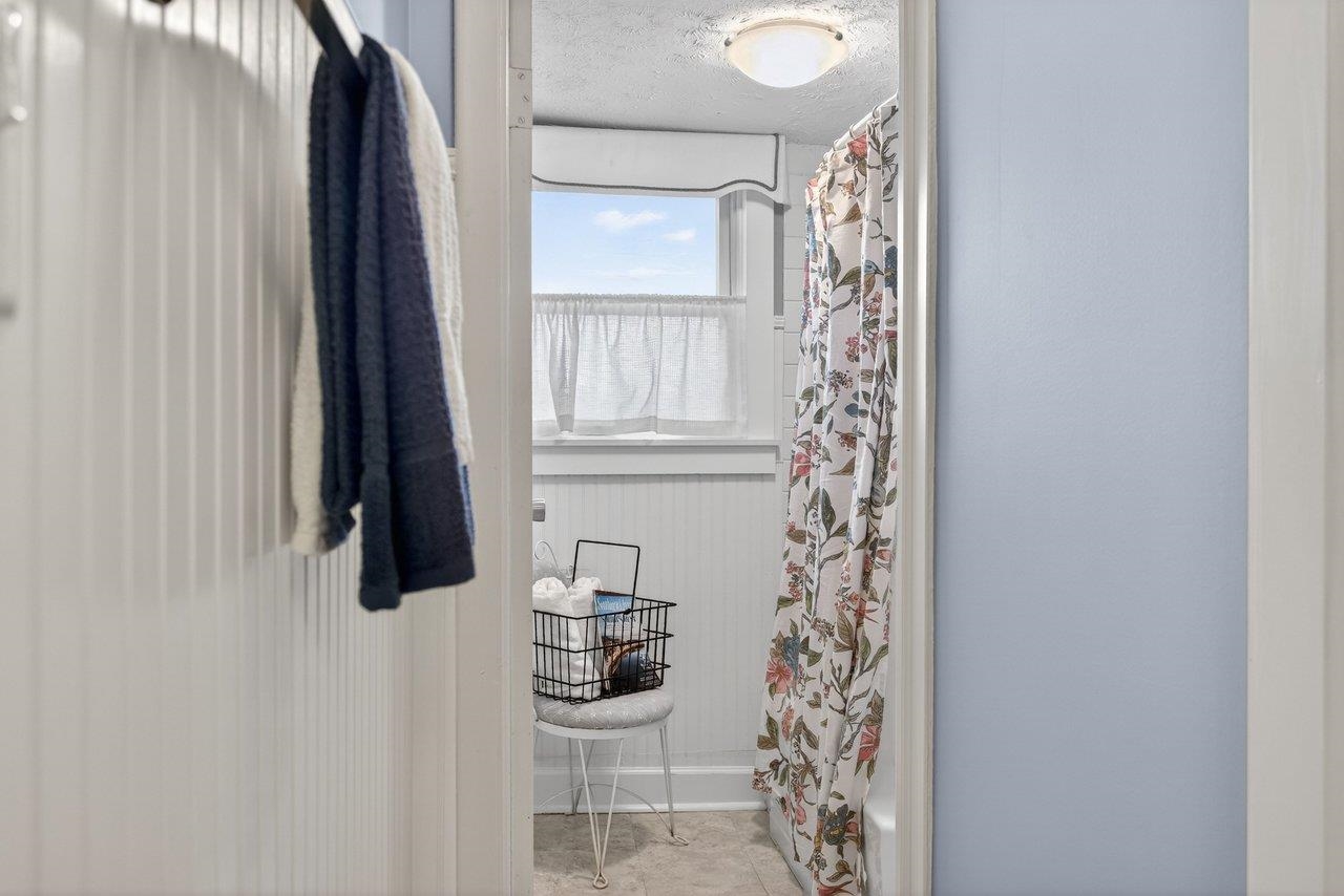 16540 STONEY LEA LN, ELKTON, Virginia 22827, 6 Bedrooms Bedrooms, ,3 BathroomsBathrooms,Residential,16540 STONEY LEA LN,675307 MLS # 675307 16540 STONEY LEA LN, ELKTON, Virginia 22827, 6 Bedrooms Bedrooms, ,3 BathroomsBathrooms,Residential,16540 STONEY LEA LN,675307 MLS # 675307