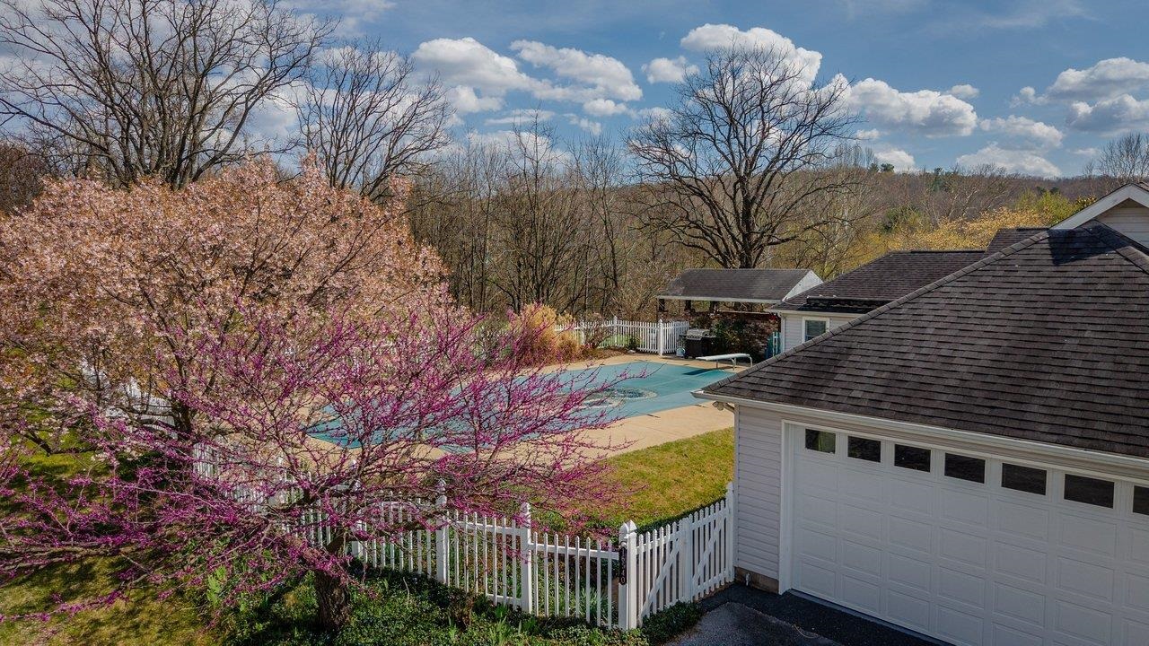 16540 STONEY LEA LN, ELKTON, Virginia 22827, 6 Bedrooms Bedrooms, ,3 BathroomsBathrooms,Residential,16540 STONEY LEA LN,675307 MLS # 675307 16540 STONEY LEA LN, ELKTON, Virginia 22827, 6 Bedrooms Bedrooms, ,3 BathroomsBathrooms,Residential,16540 STONEY LEA LN,675307 MLS # 675307