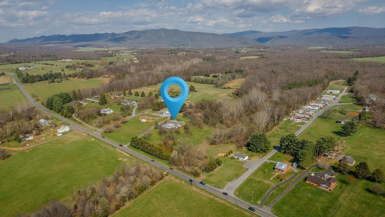 16540 STONEY LEA LN, ELKTON, Virginia 22827, 6 Bedrooms Bedrooms, ,3 BathroomsBathrooms,Residential,16540 STONEY LEA LN,675307 MLS # 675307 16540 STONEY LEA LN, ELKTON, Virginia 22827, 6 Bedrooms Bedrooms, ,3 BathroomsBathrooms,Residential,16540 STONEY LEA LN,675307 MLS # 675307