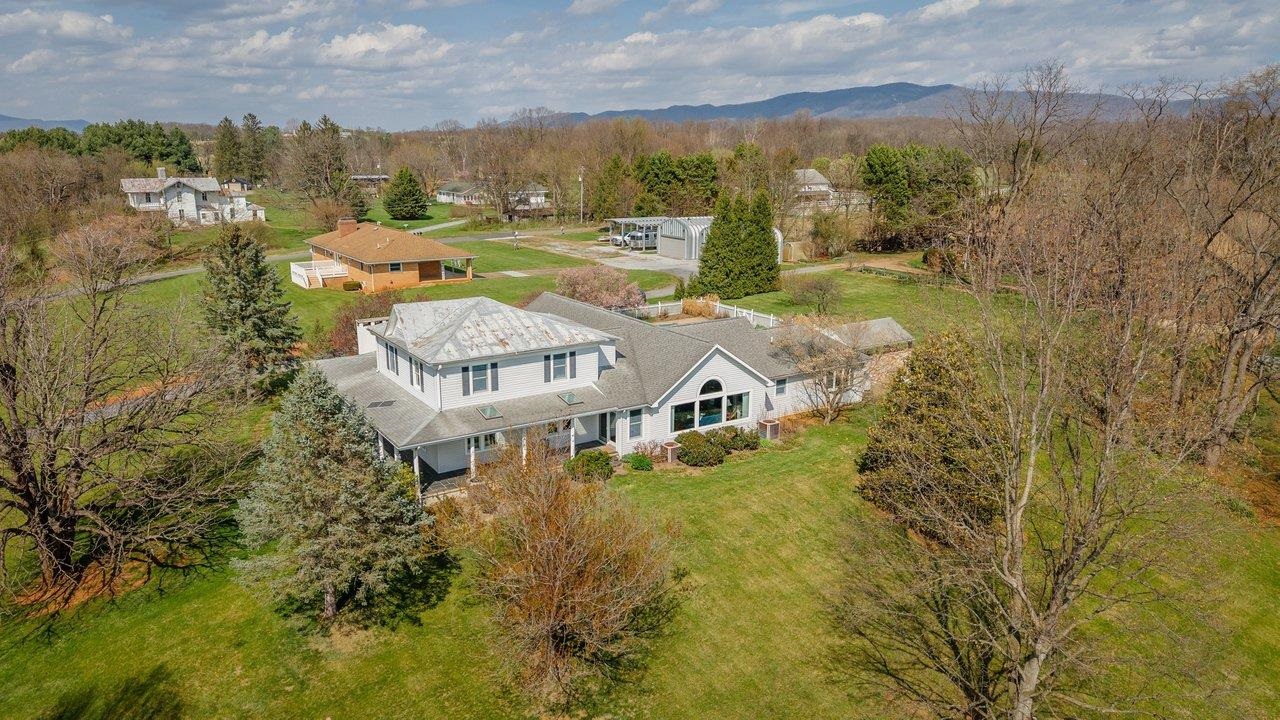 16540 STONEY LEA LN, ELKTON, Virginia 22827, 6 Bedrooms Bedrooms, ,3 BathroomsBathrooms,Residential,16540 STONEY LEA LN,675307 MLS # 675307 16540 STONEY LEA LN, ELKTON, Virginia 22827, 6 Bedrooms Bedrooms, ,3 BathroomsBathrooms,Residential,16540 STONEY LEA LN,675307 MLS # 675307