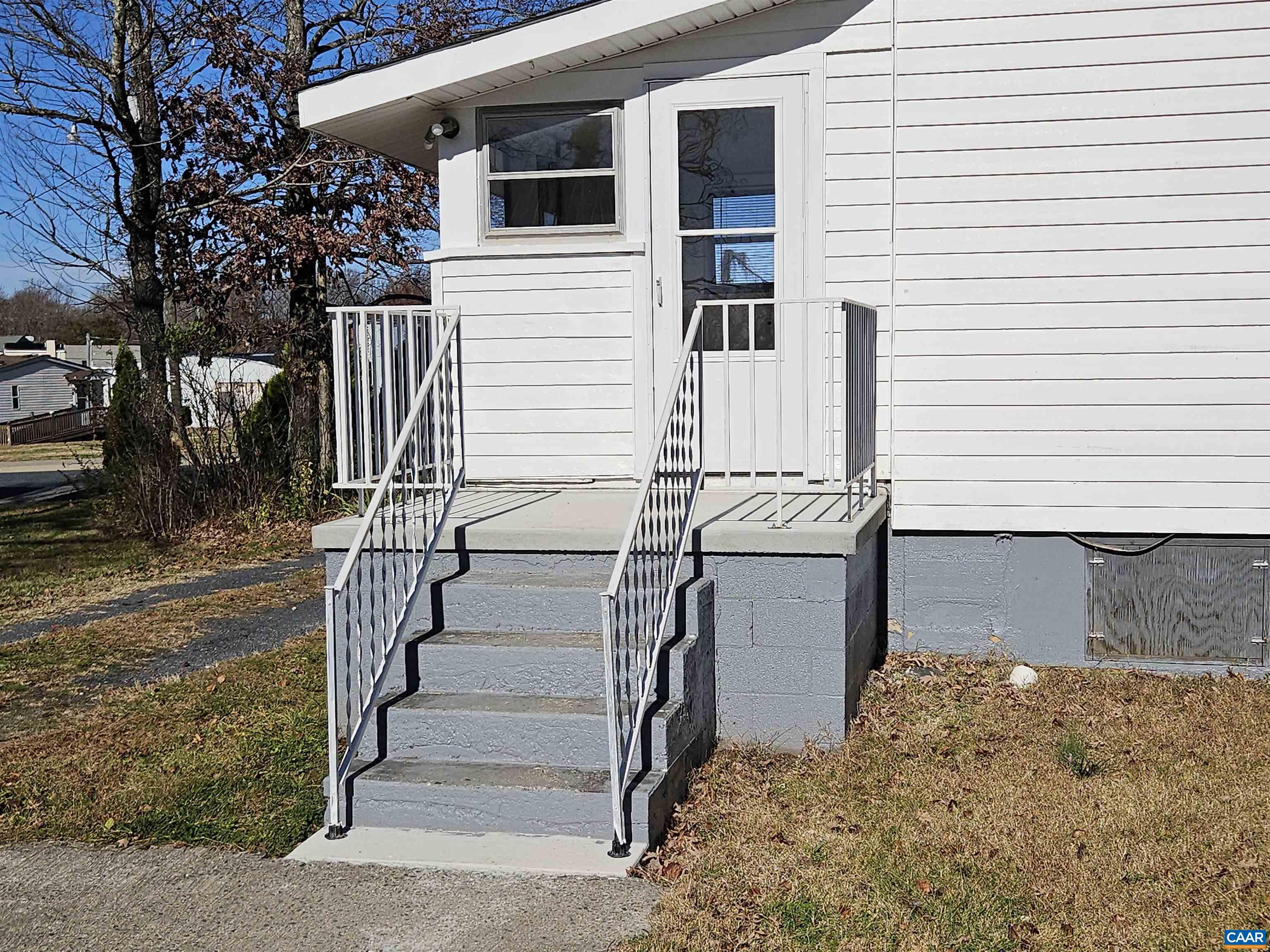 74 CONNER ST, DILLWYN, Virginia 23936, 4 Bedrooms Bedrooms, ,2 BathroomsBathrooms,Residential,74 CONNER ST,675311 MLS # 675311 74 CONNER ST, DILLWYN, Virginia 23936, 4 Bedrooms Bedrooms, ,2 BathroomsBathrooms,Residential,74 CONNER ST,675311 MLS # 675311