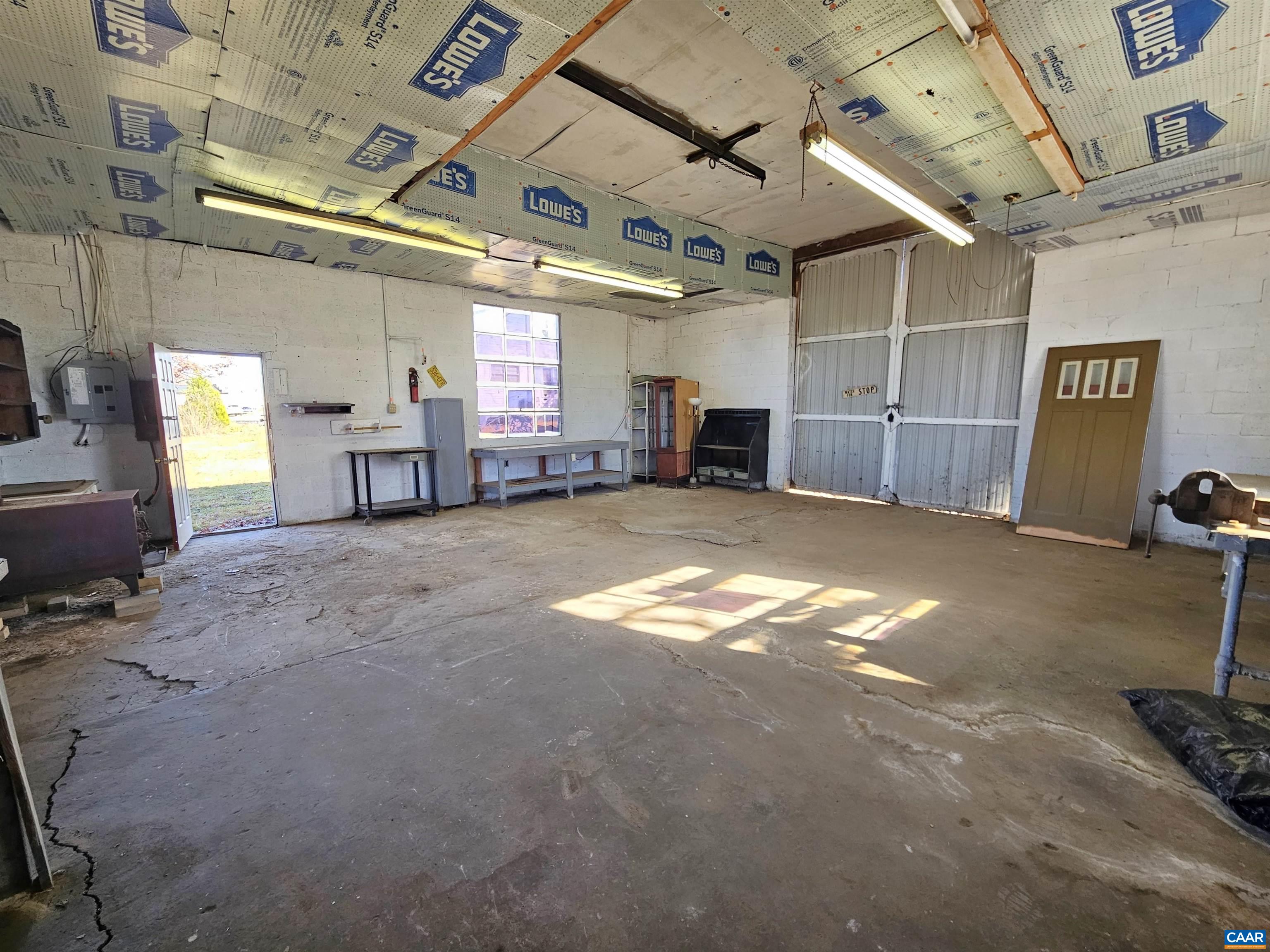 74 CONNER ST, DILLWYN, Virginia 23936, 4 Bedrooms Bedrooms, ,2 BathroomsBathrooms,Residential,74 CONNER ST,675311 MLS # 675311 74 CONNER ST, DILLWYN, Virginia 23936, 4 Bedrooms Bedrooms, ,2 BathroomsBathrooms,Residential,74 CONNER ST,675311 MLS # 675311