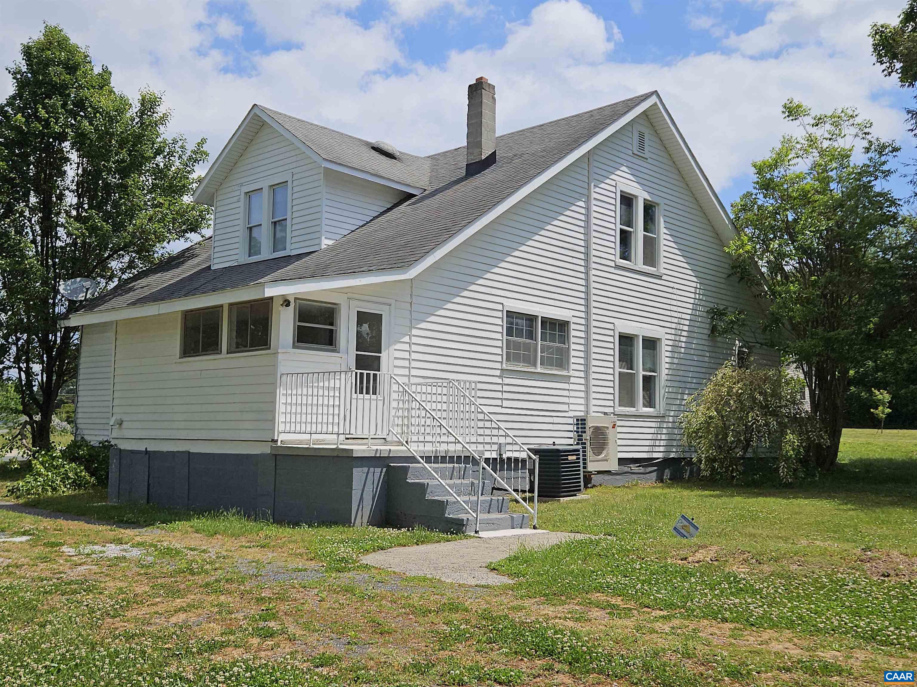 74 CONNER ST, DILLWYN, Virginia 23936, 4 Bedrooms Bedrooms, ,2 BathroomsBathrooms,Residential,74 CONNER ST,675311 MLS # 675311 74 CONNER ST, DILLWYN, Virginia 23936, 4 Bedrooms Bedrooms, ,2 BathroomsBathrooms,Residential,74 CONNER ST,675311 MLS # 675311