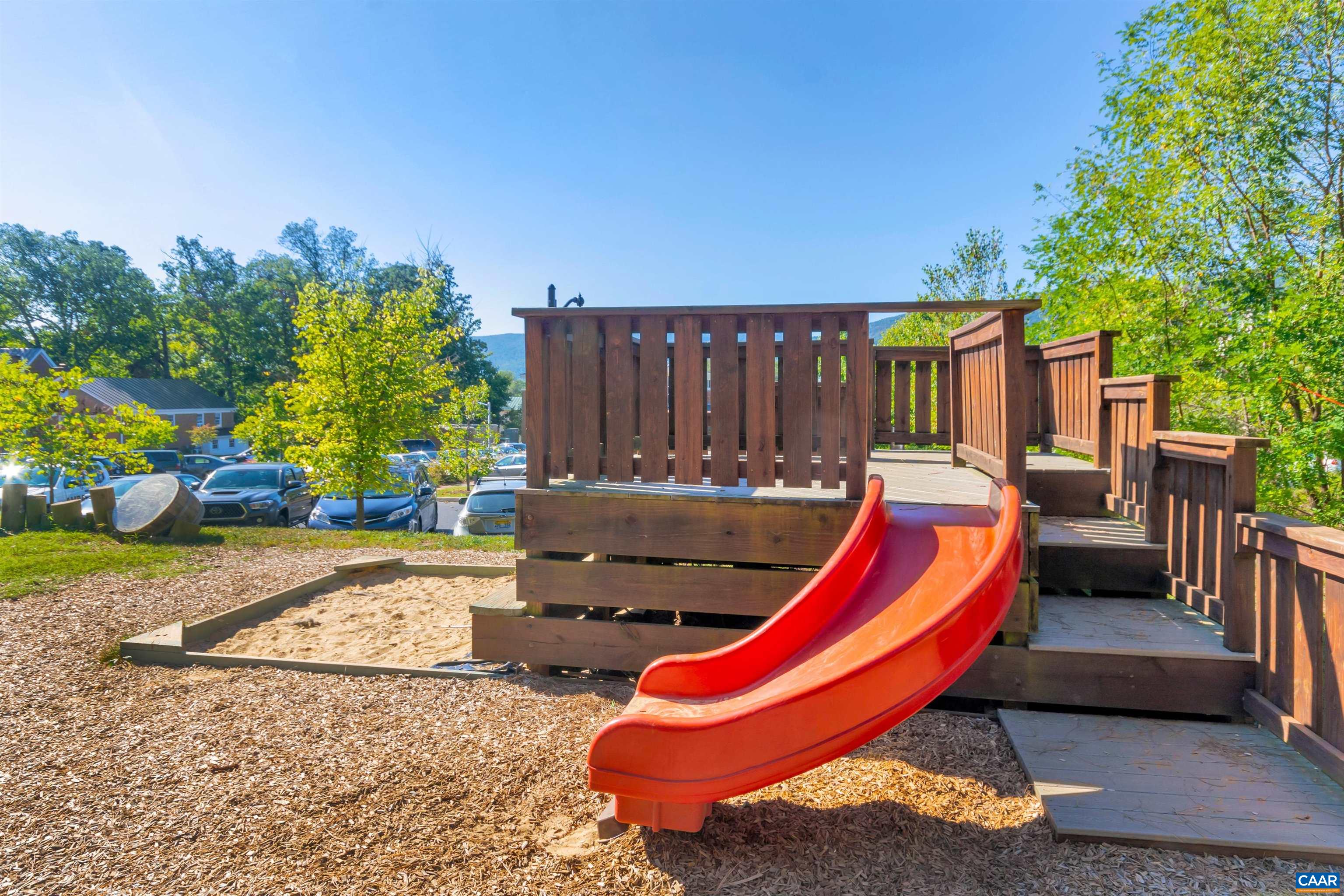 4190 LUXOR TERRACE DR, CHARLOTTESVILLE, Virginia 22901, 4 Bedrooms Bedrooms, ,4 BathroomsBathrooms,Residential,4190 LUXOR TERRACE DR,675313 MLS # 675313