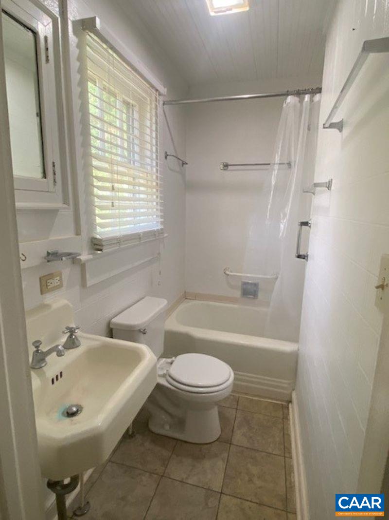 6955 ROCKFISH RIVER RD, SCHUYLER, Virginia 22969, 1 Bedroom Bedrooms, ,1 BathroomBathrooms,Residential,6955 ROCKFISH RIVER RD,675314 MLS # 675314