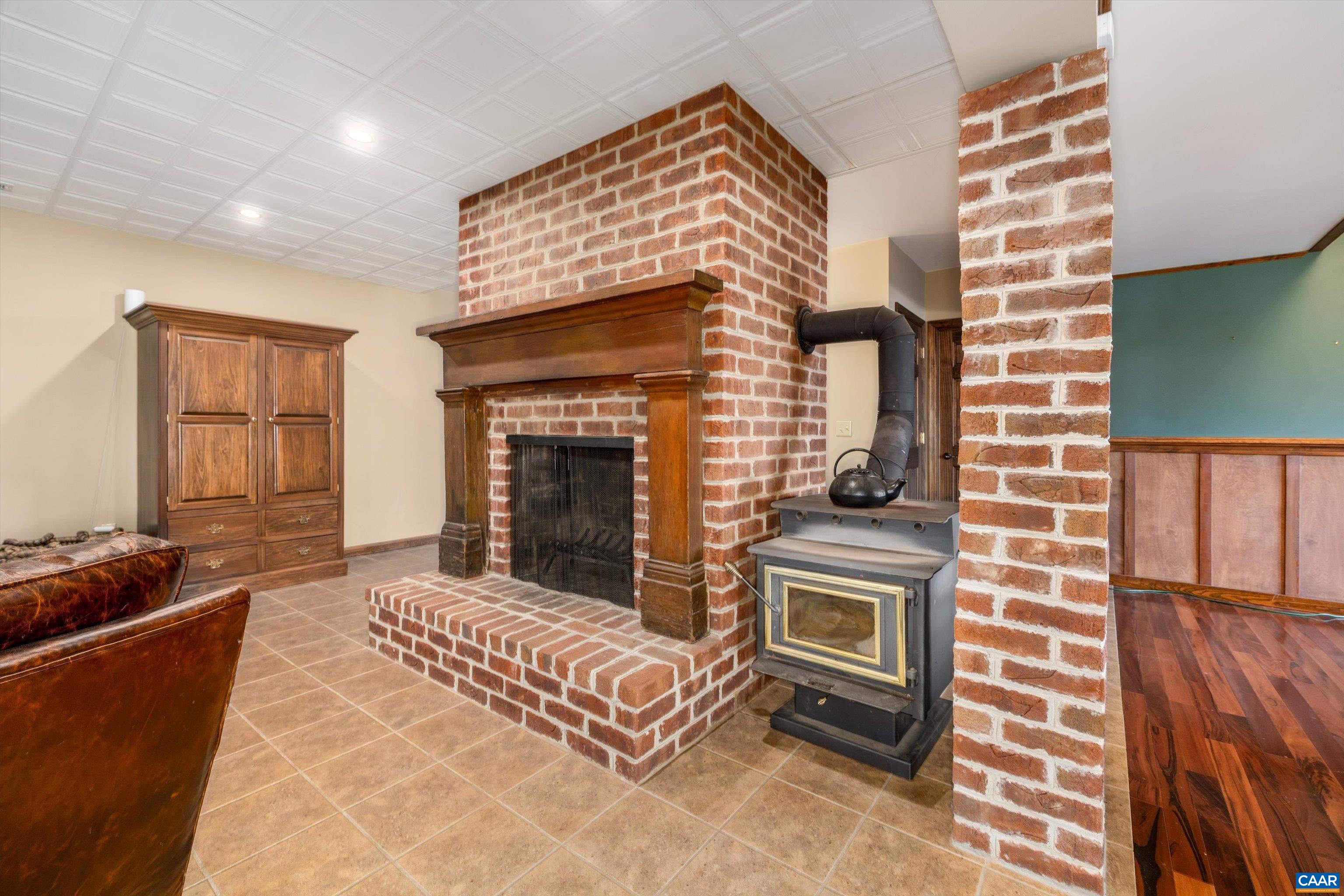 4444 WOODS EDGE RD, CHARLOTTESVILLE, Virginia 22974, 5 Bedrooms Bedrooms, ,4 BathroomsBathrooms,Residential,4444 WOODS EDGE RD,675315 MLS # 675315