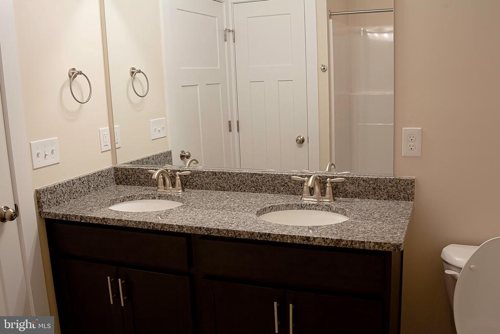 264 DOGWOOD DR, LOUISA, Virginia 23093, 3 Bedrooms Bedrooms, ,2 BathroomsBathrooms,Residential,264 DOGWOOD DR,VALA2009586 MLS # VALA2009586