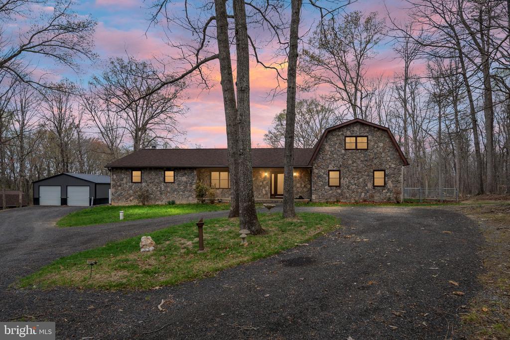 13220 SILLAMON RD, GOLDVEIN, Virginia, 5 Bedrooms Bedrooms, ,4 BathroomsBathrooms,Residential,13220 SILLAMON RD,VAFQ2021298 MLS # VAFQ2021298 13220 SILLAMON RD, GOLDVEIN, Virginia, 5 Bedrooms Bedrooms, ,4 BathroomsBathrooms,Residential,13220 SILLAMON RD,VAFQ2021298 MLS # VAFQ2021298