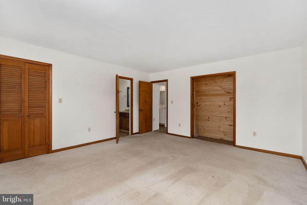 13220 SILLAMON RD, GOLDVEIN, Virginia, 5 Bedrooms Bedrooms, ,4 BathroomsBathrooms,Residential,13220 SILLAMON RD,VAFQ2021298 MLS # VAFQ2021298 13220 SILLAMON RD, GOLDVEIN, Virginia, 5 Bedrooms Bedrooms, ,4 BathroomsBathrooms,Residential,13220 SILLAMON RD,VAFQ2021298 MLS # VAFQ2021298